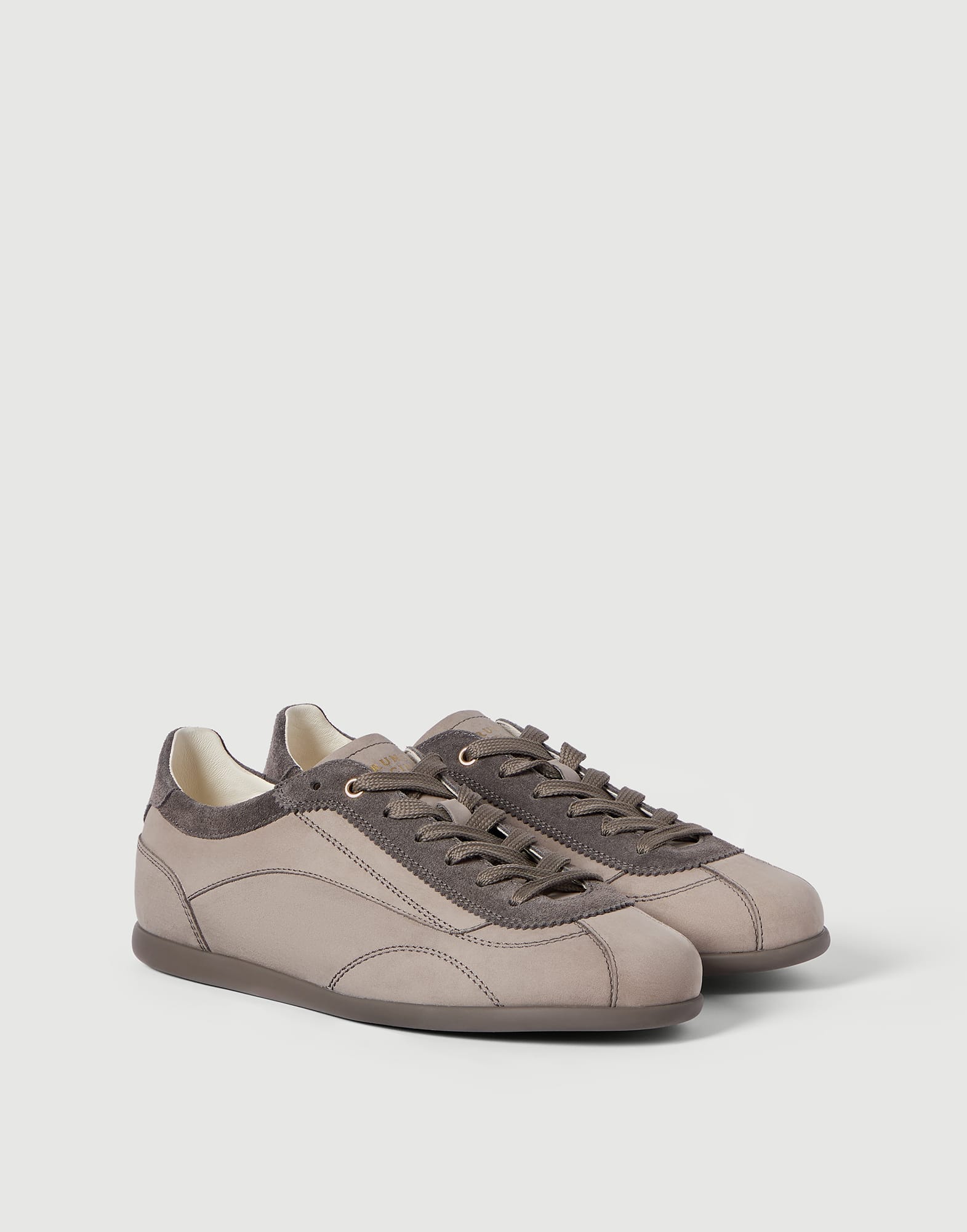 Sneakers - Front view - View Full Screen