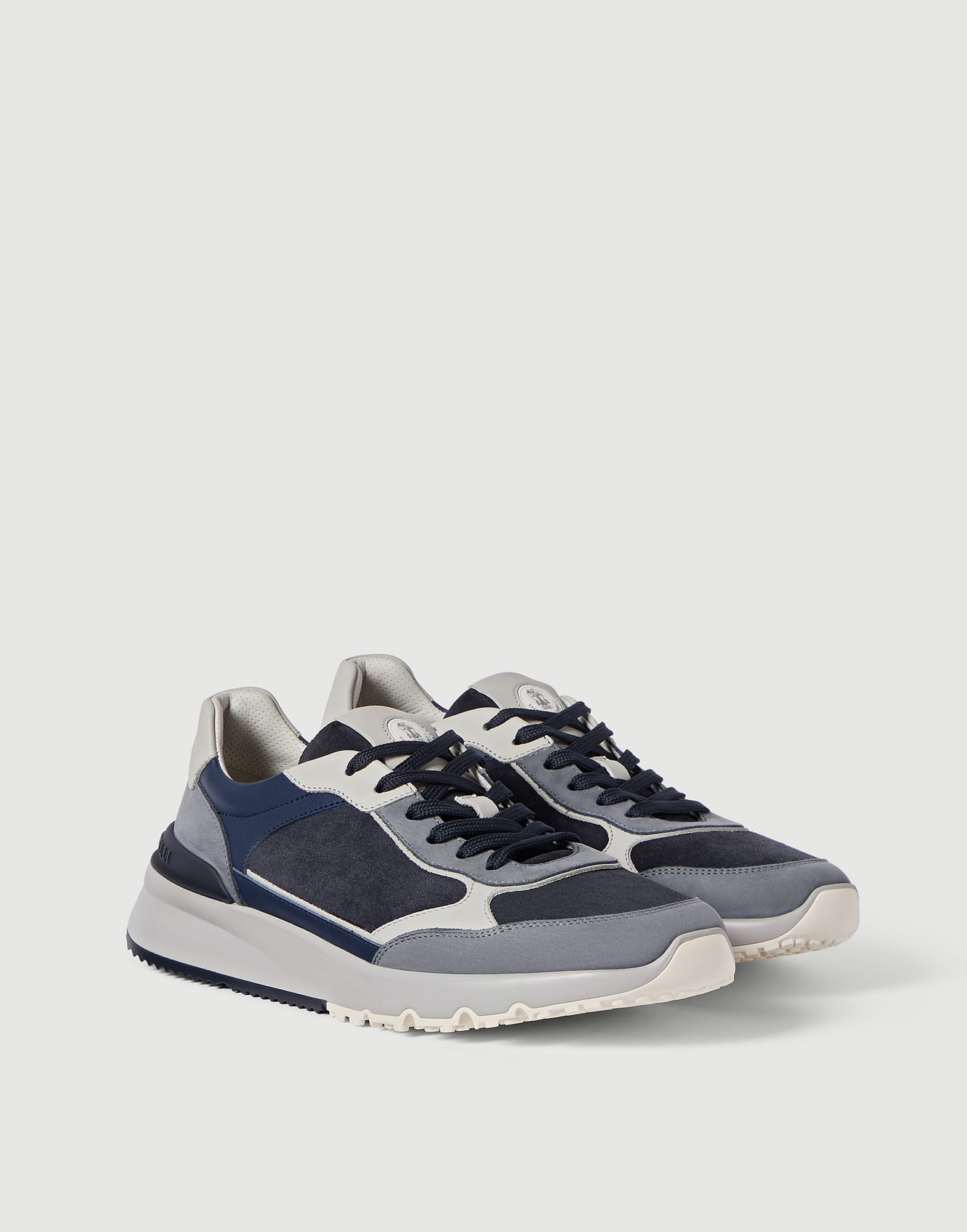 BRUNELLO CUCINELLI☆美品☆ Nubuck and suede runners for Man in Light Grey | Brunello Cucinelli