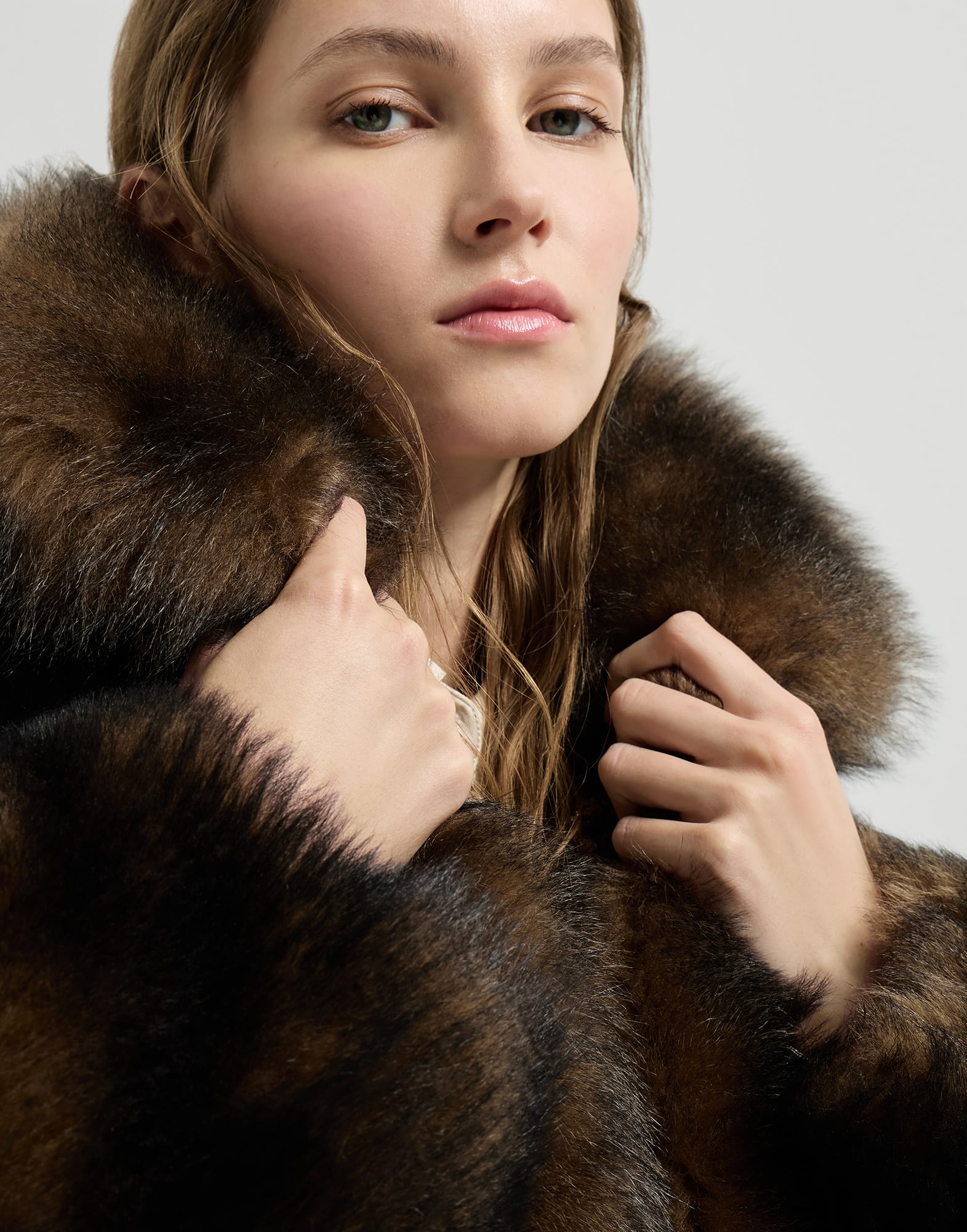 Soft Shearling outerwear jacket for Woman in Pine Cone Brown