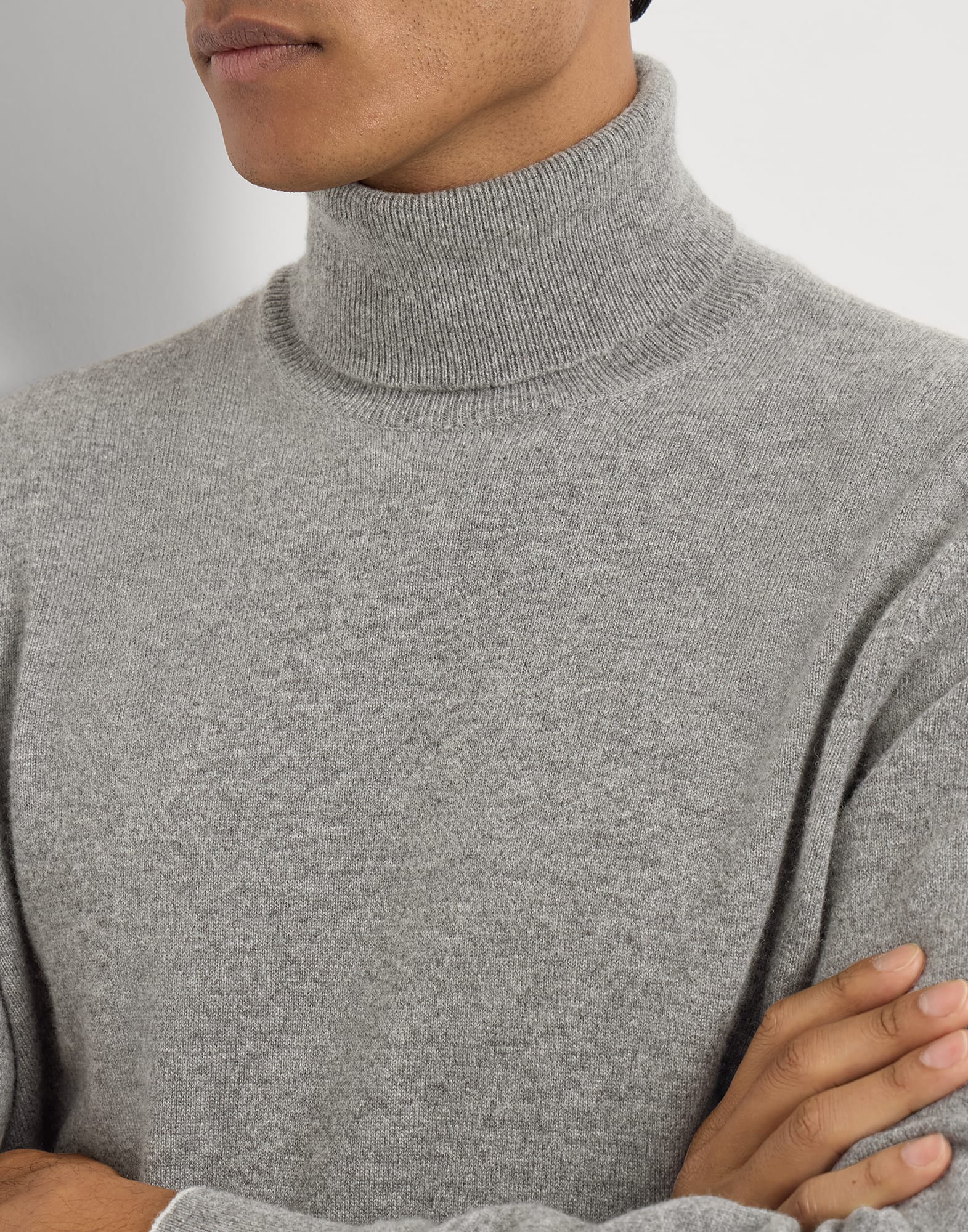 Cashmere turtleneck sweater for Man in Grey | Brunello Cucinelli