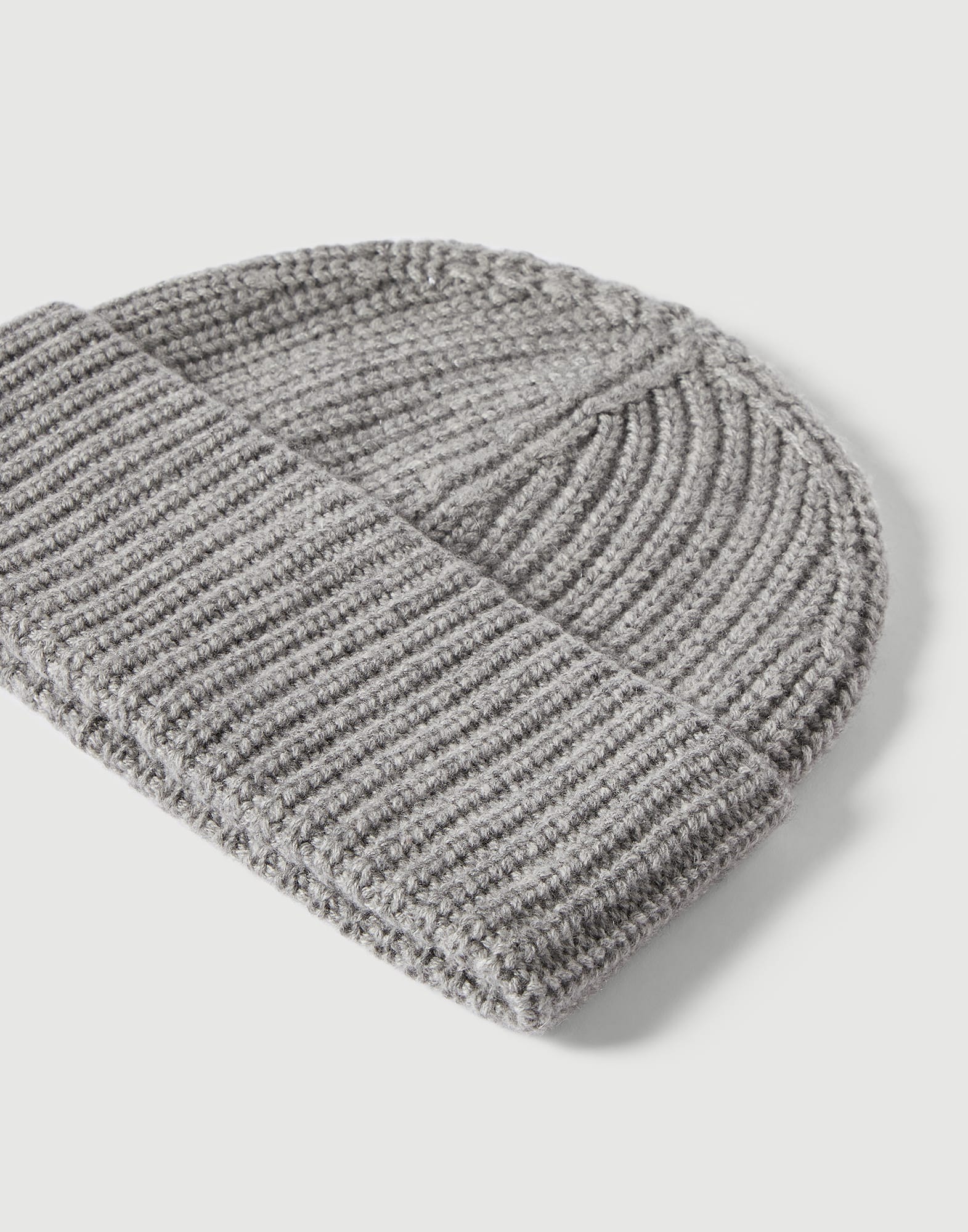 メンズ 向け ライトグレー カシミヤ ニットキャップ | Brunello Cucinelli