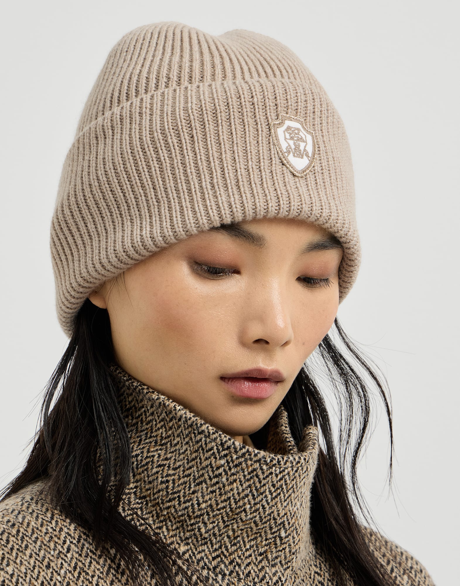 レディース 向け サンド ロゴ付き カシミヤ ニットキャップ | Brunello