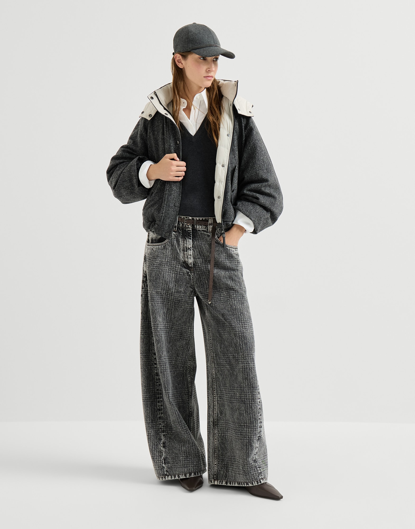 Cashmere sweater with monili for Woman in Dark Grey | Brunello