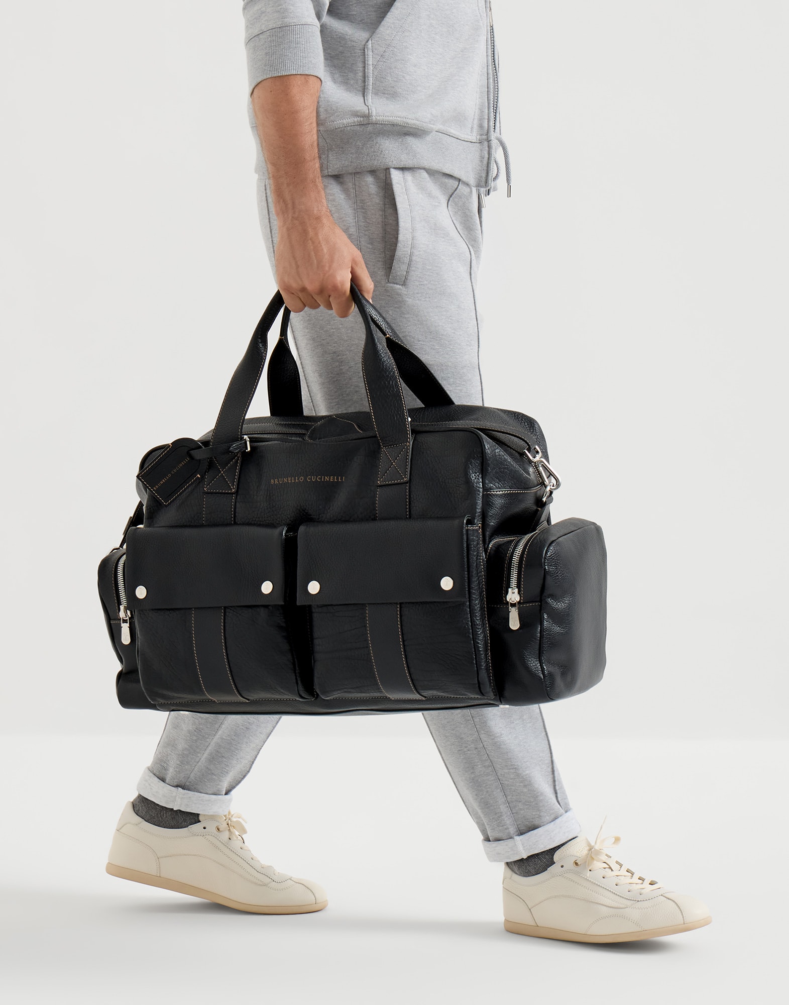 Grained calfskin leisure bag for Man in Black | Brunello Cucinelli