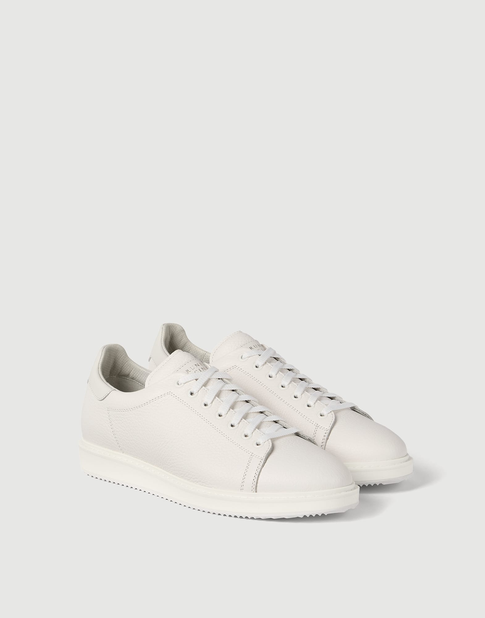 Sneakers - Vorderansicht - Vollbildmodus