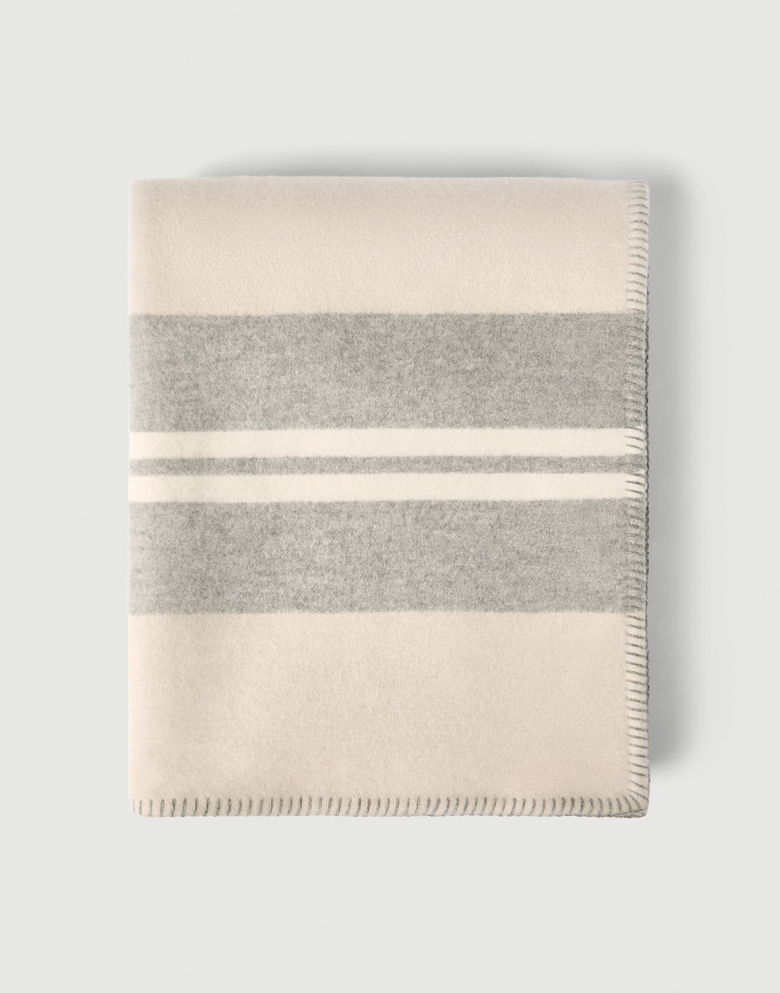 Plaid en cachemire double Beige Lifestyle - Brunello Cucinelli