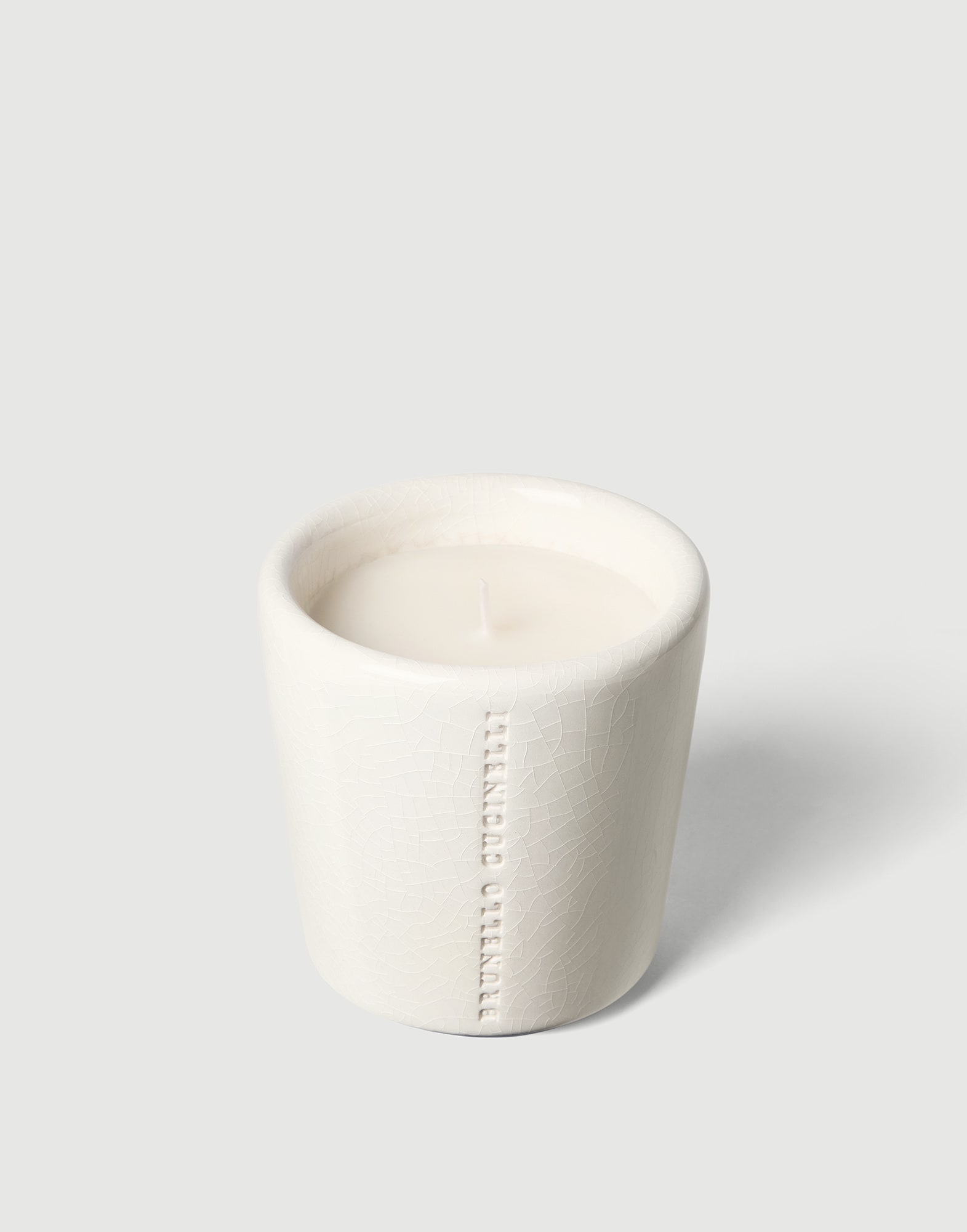 Candle in craquelée vessel in Sand | Lifestyle | Brunello Cucinelli
