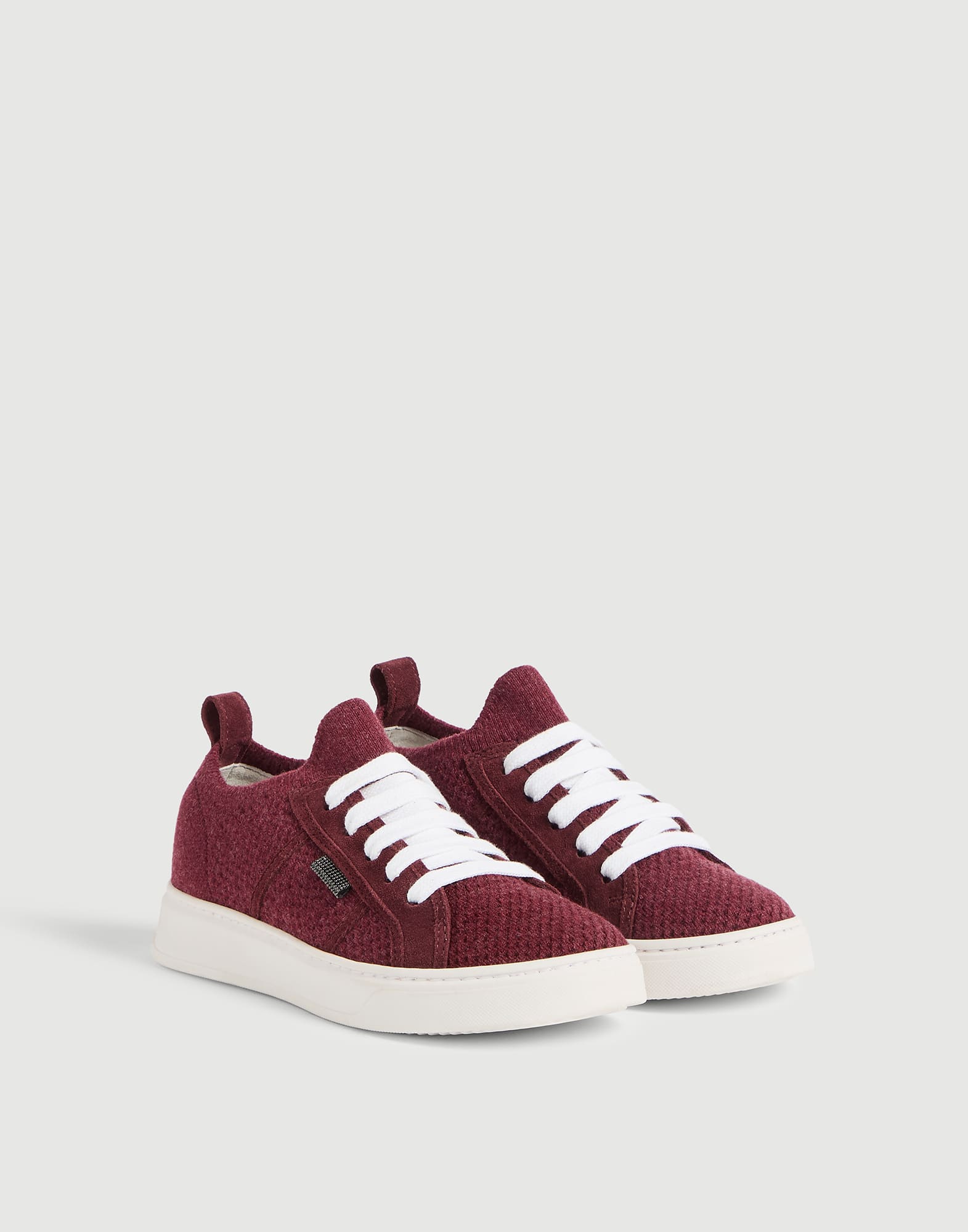 Sneakers - Front view - View Full Screen