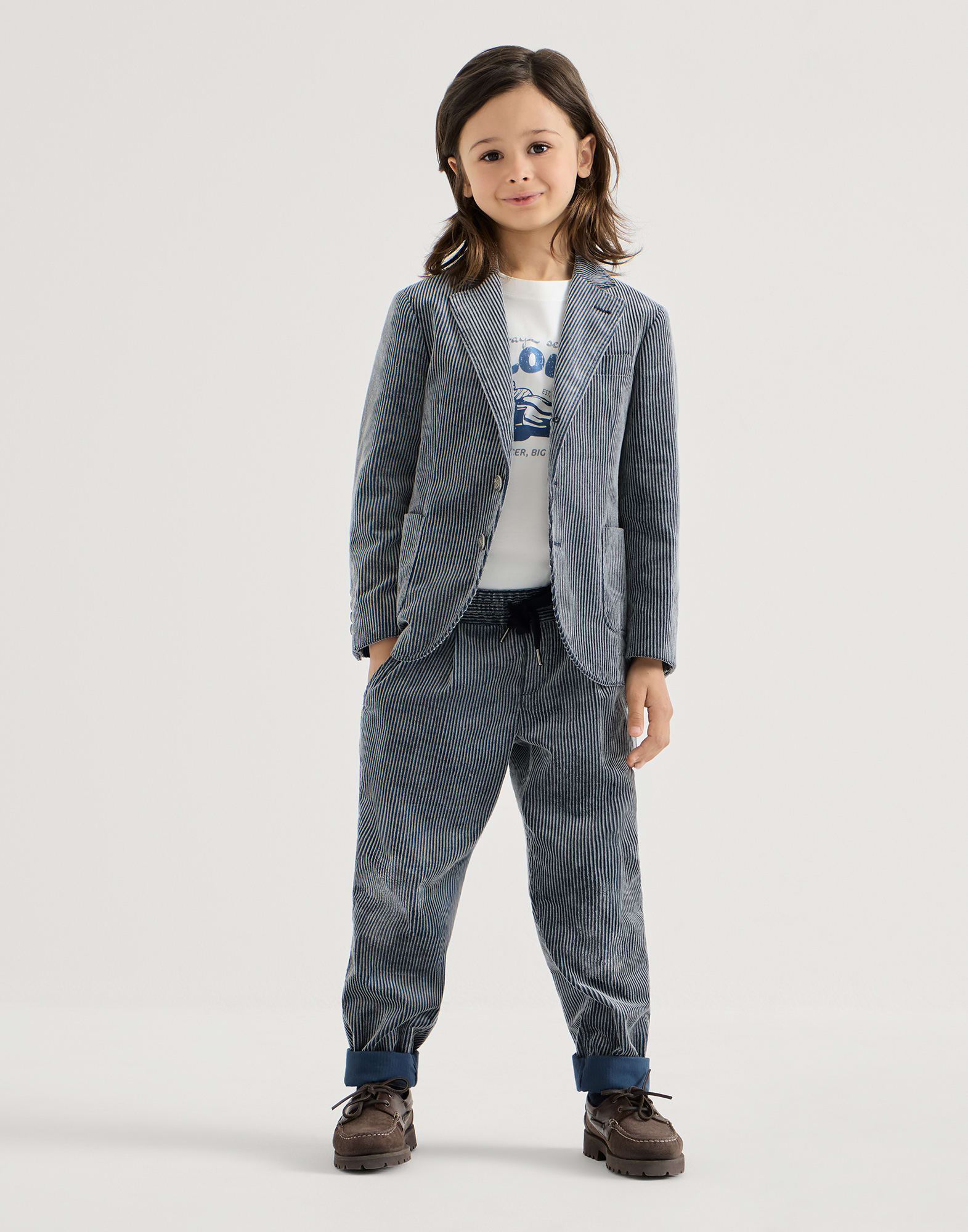 262HOUTFIT30 image number 0