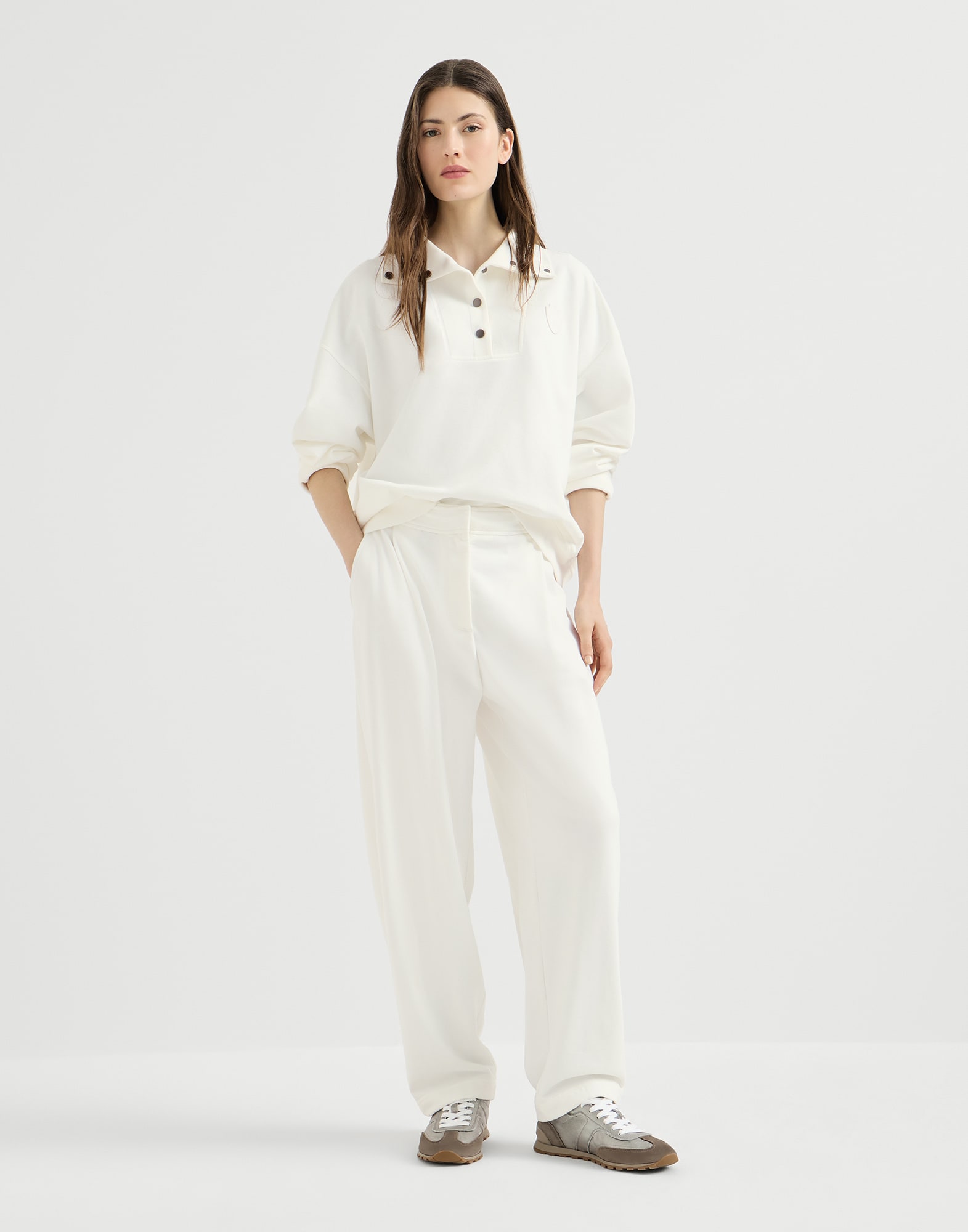 262WOUTFITCS210 image number 0
