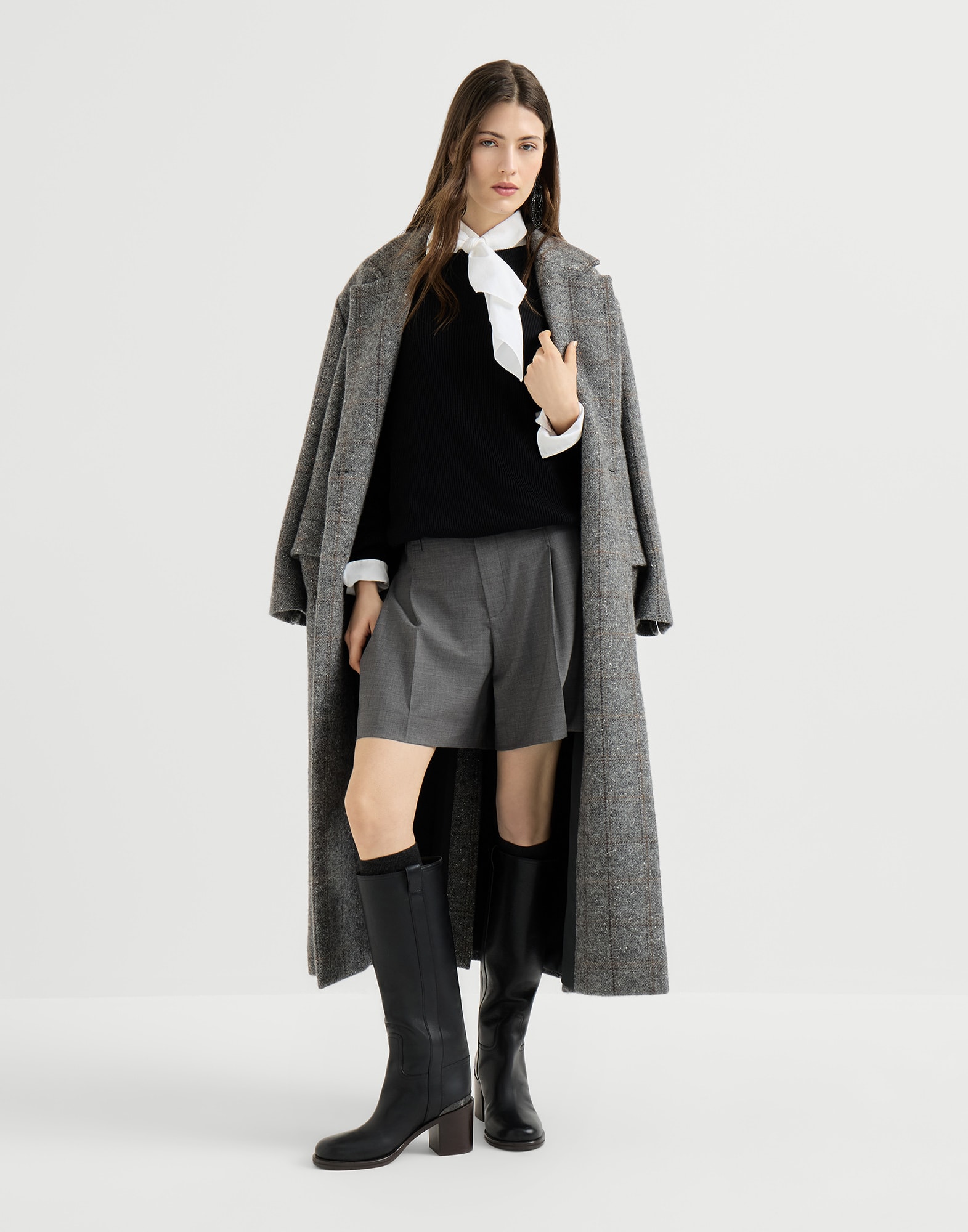 262WOUTFITCS214 image number 0