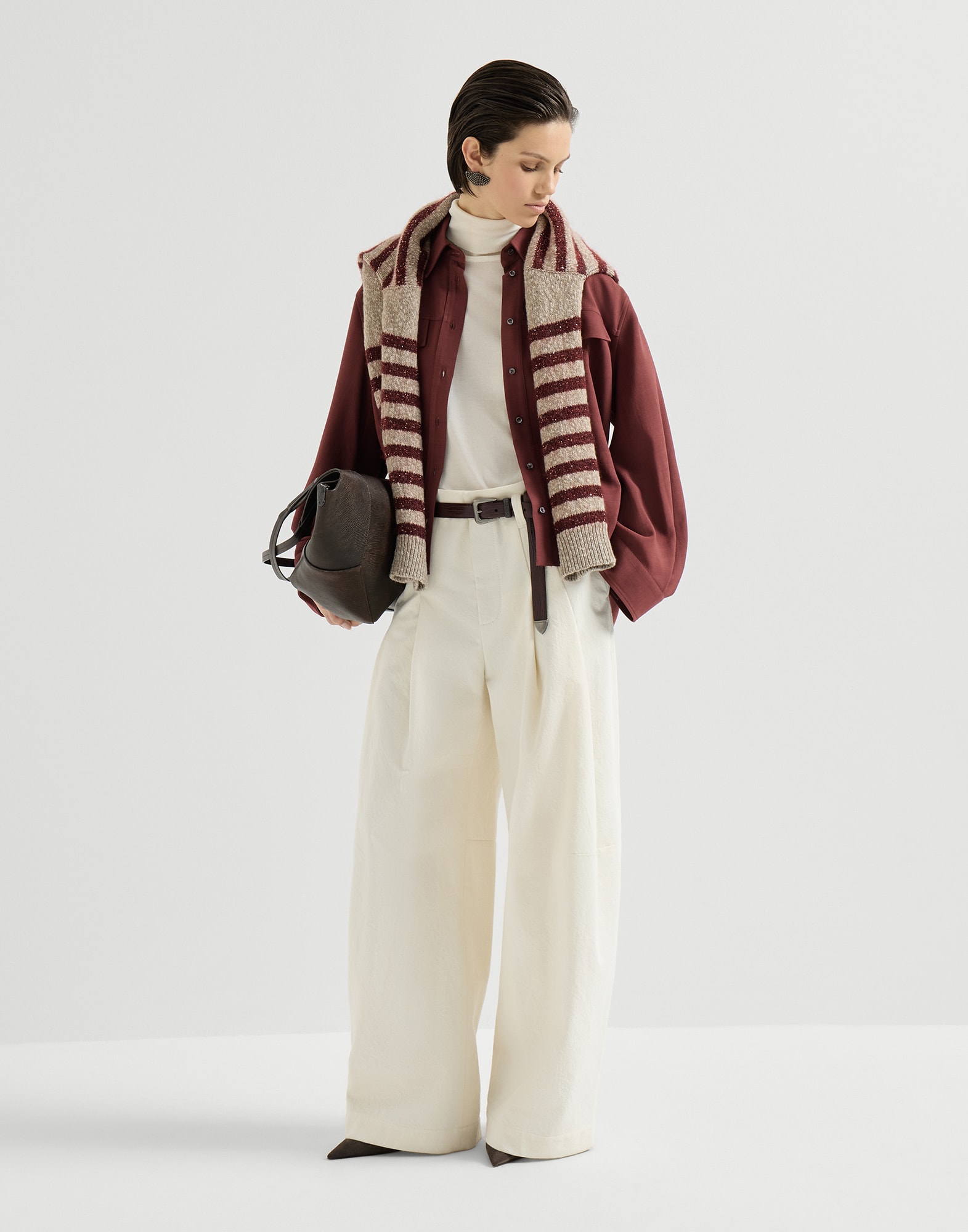 262WOUTFITCS103 image number 0