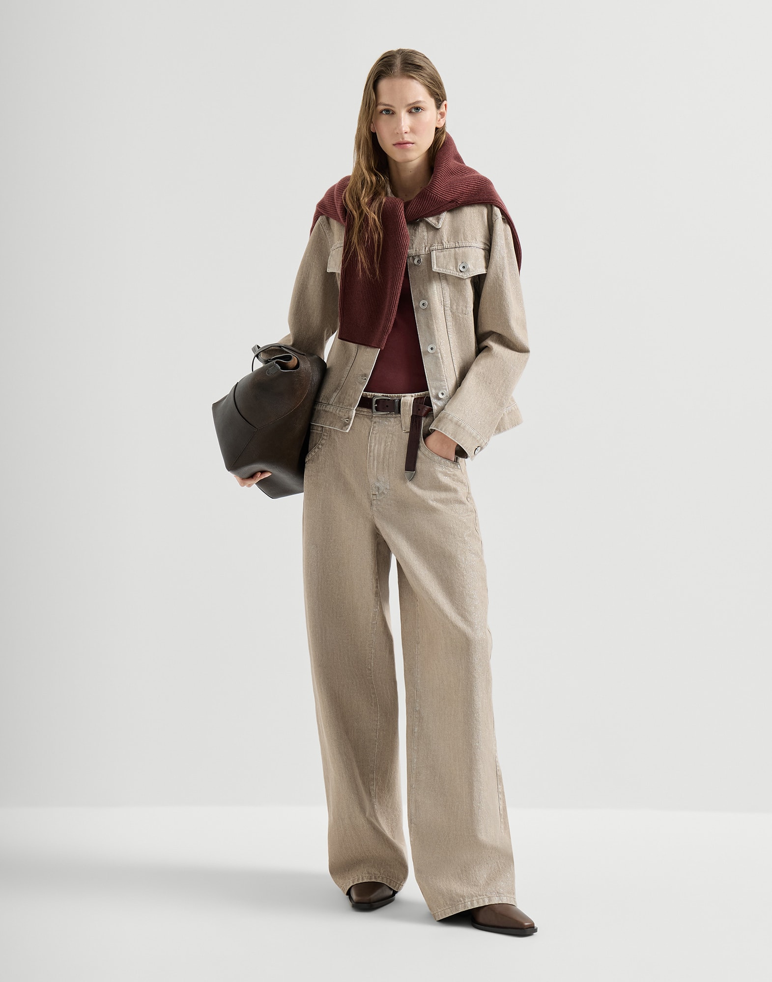 262WOUTFITCS128 image number 0
