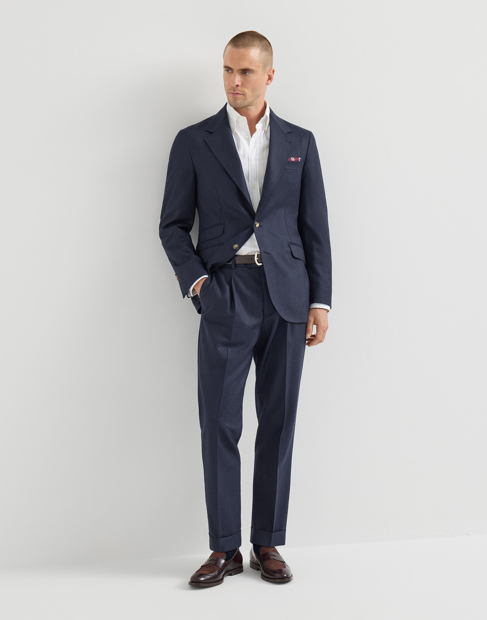 Suit - Front view - View Full Screen
