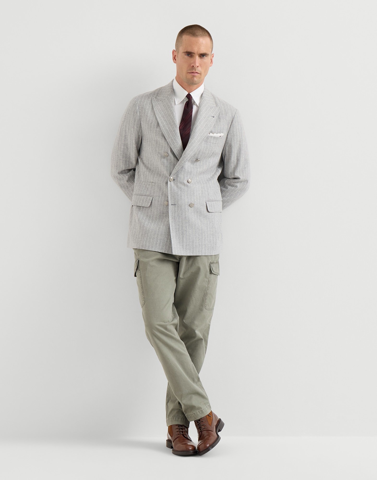 262MOUTFIT120 image number 0