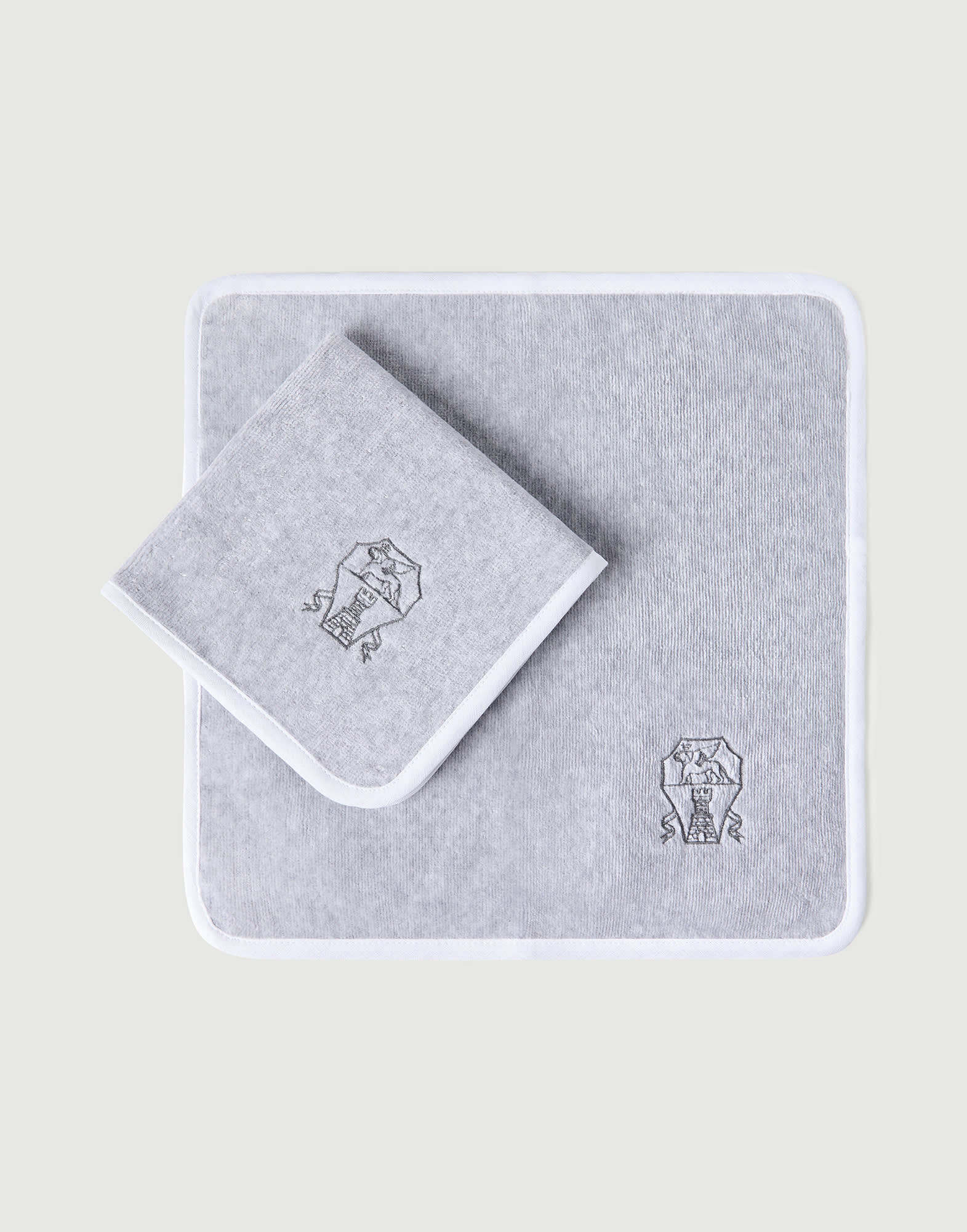 Terrycloth hand towels in White | Lifestyle | Brunello Cucinelli