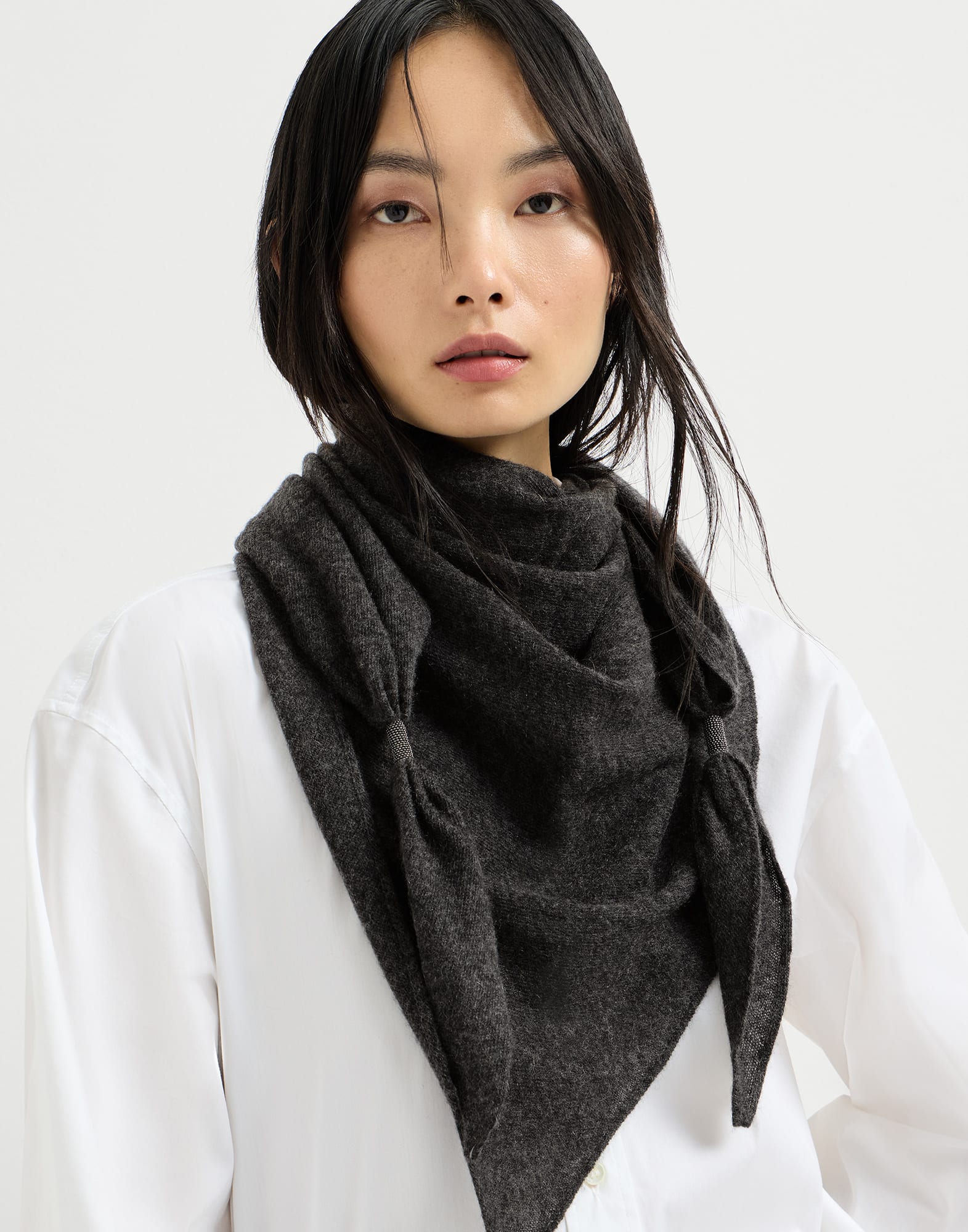 レディース 向け ライトグレー カシミヤストール | Brunello Cucinelli