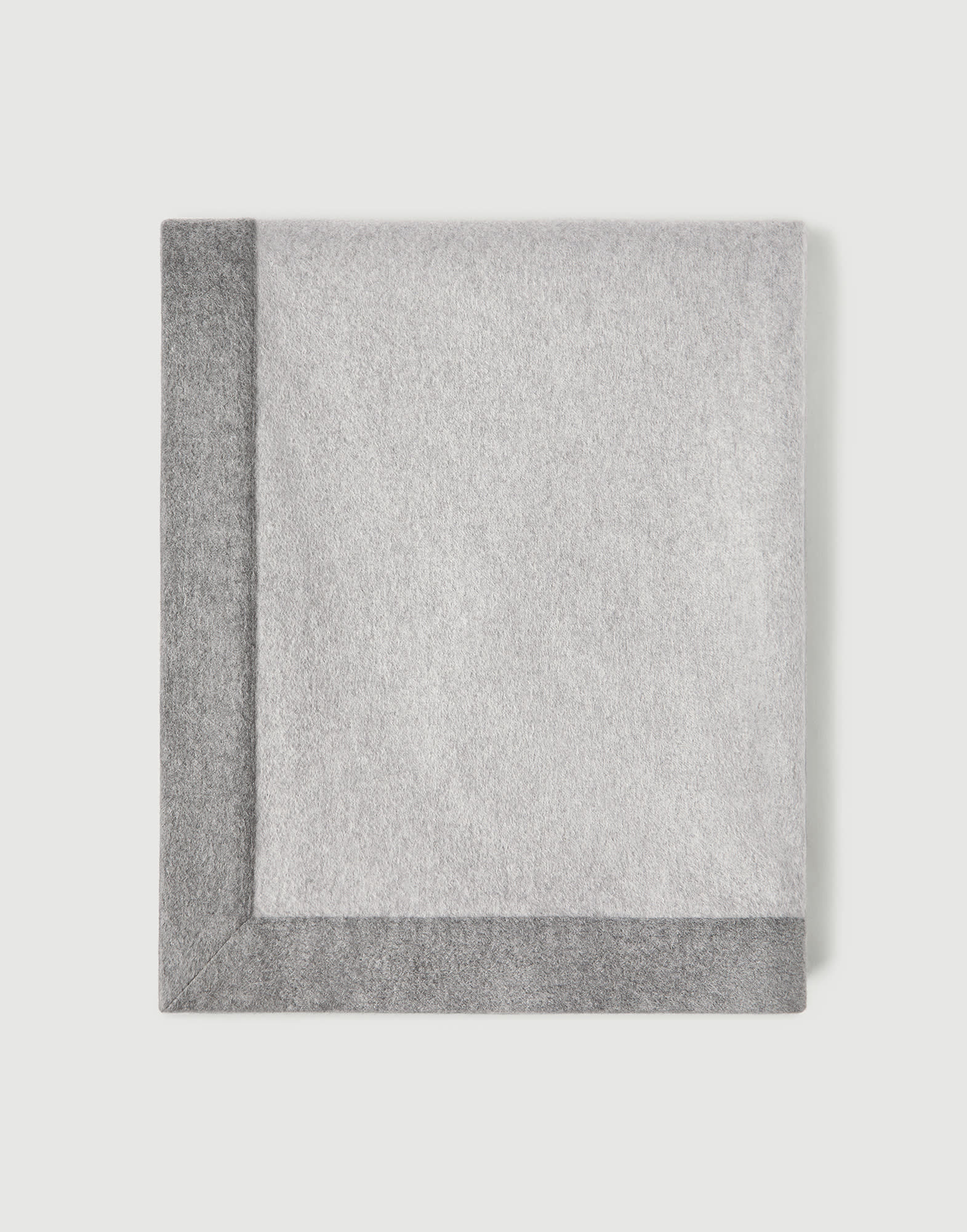 Cashmere Throw - Front view - View Full Screen