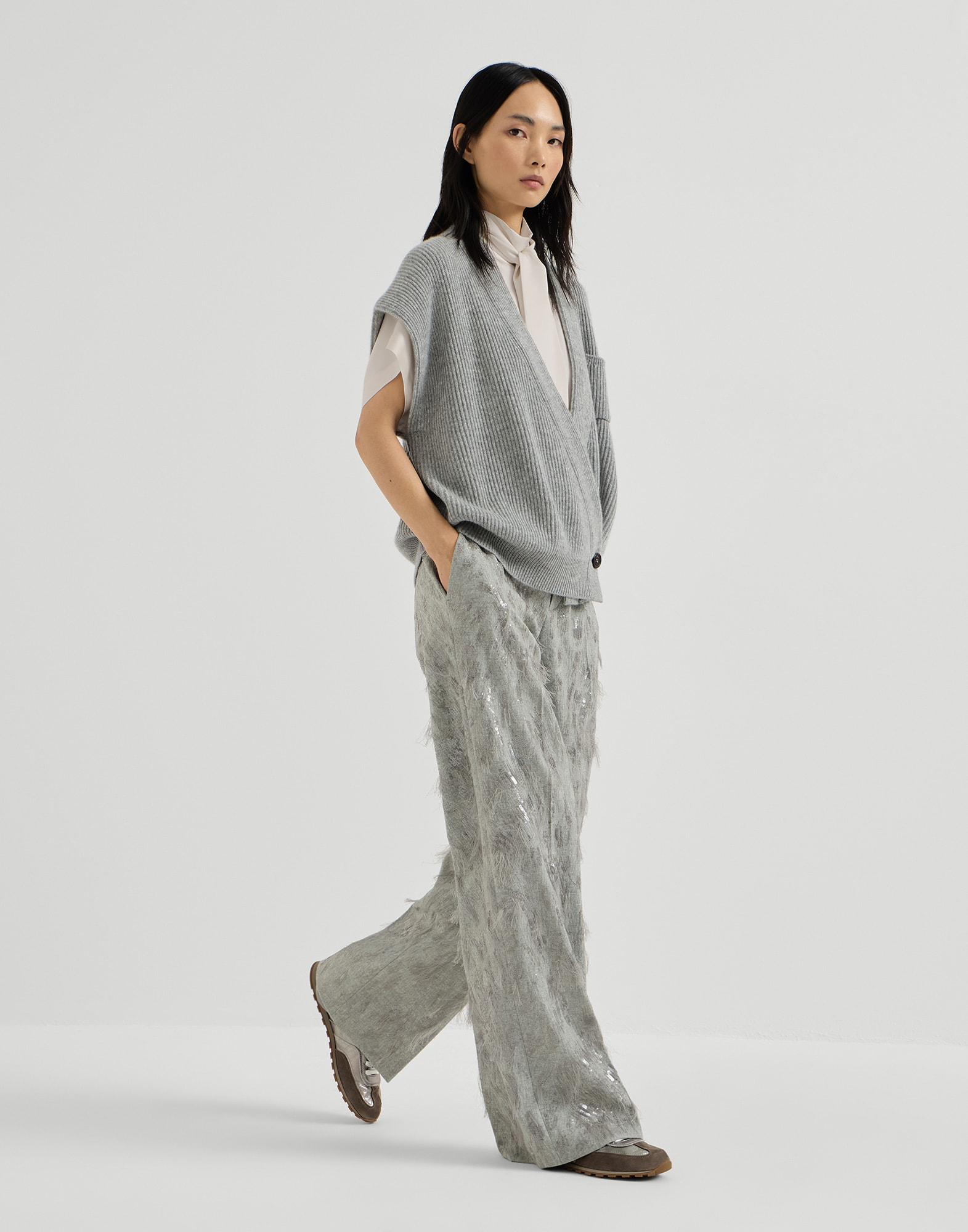 Trousers with dazzling lynx embroidery for Woman in Grey