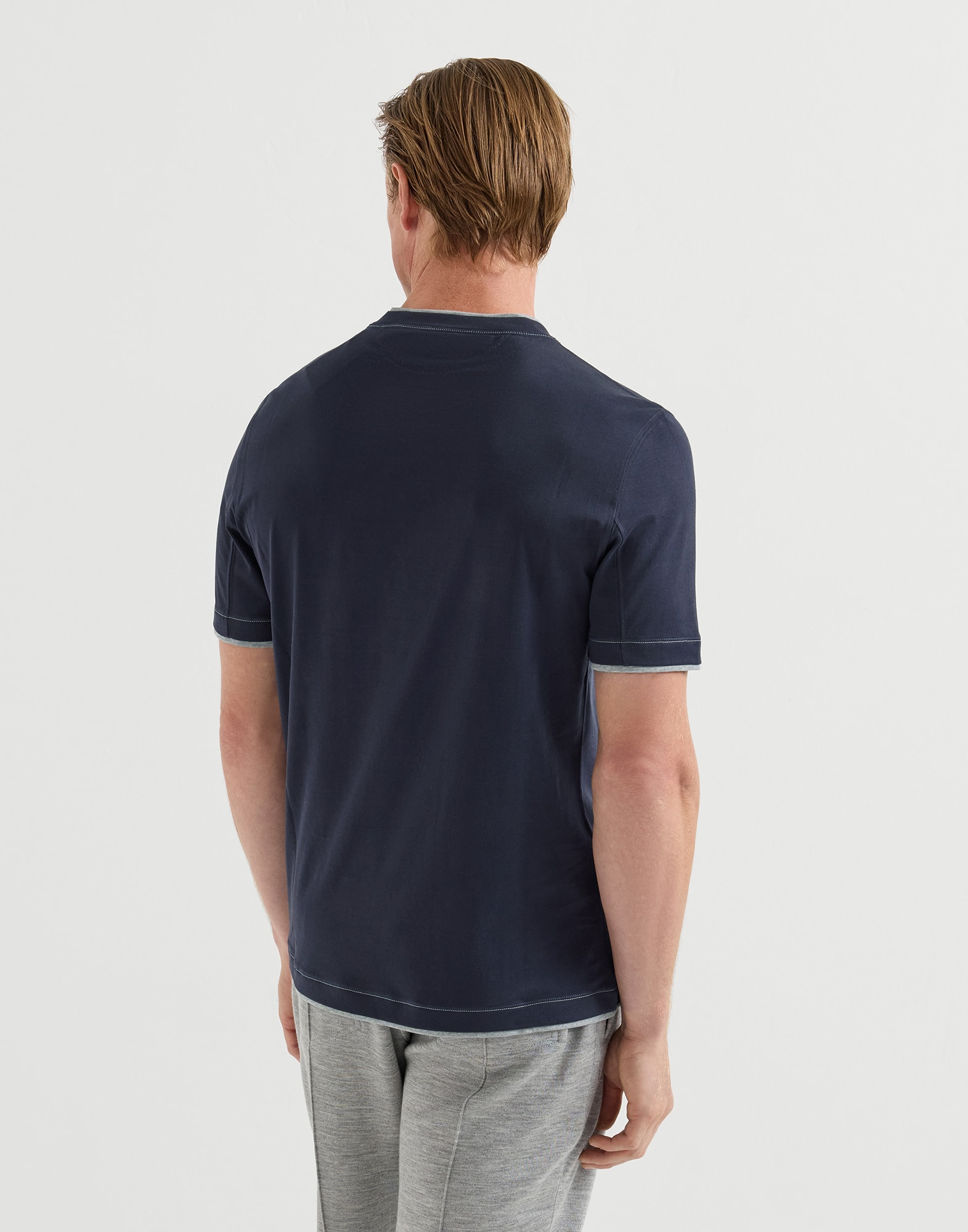 メンズ 向け ブラック クルーネック Tシャツ | Brunello Cucinelli