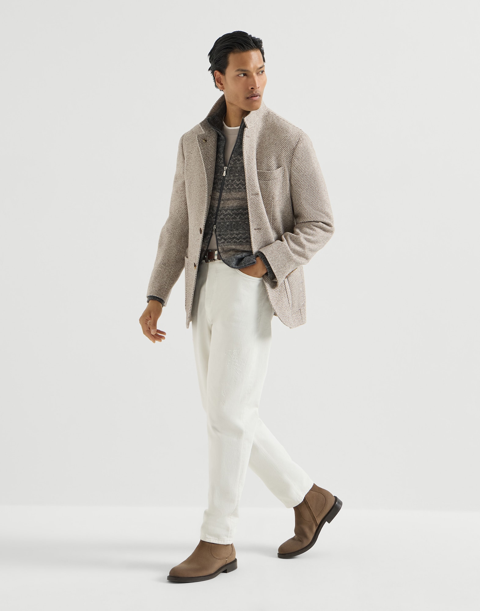 262MOUTFITCS134 image number 0