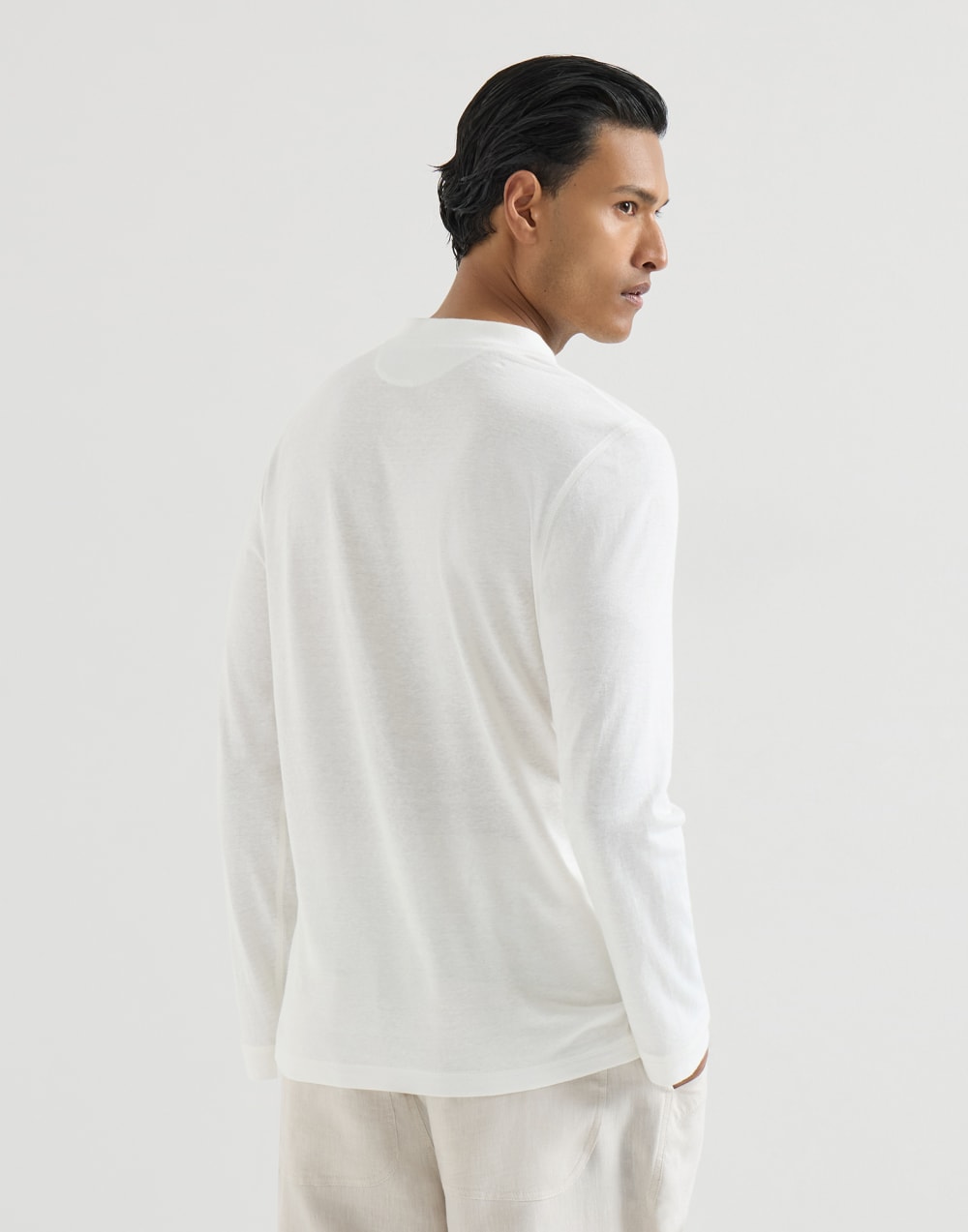 Henley collar T-shirt Off-White Man - Brunello Cucinelli