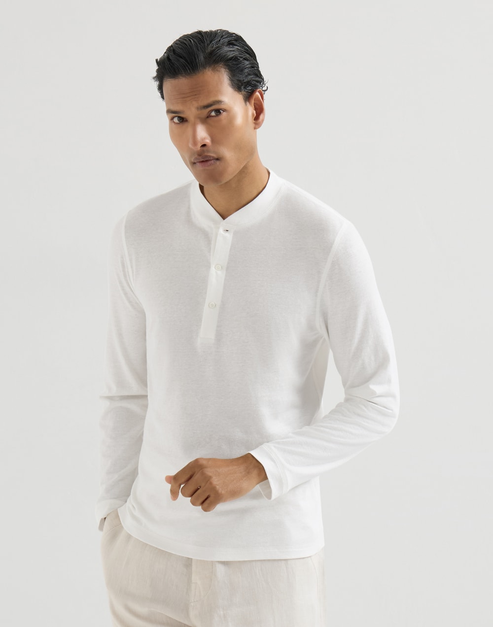 Henley collar T-shirt Off-White Man - Brunello Cucinelli