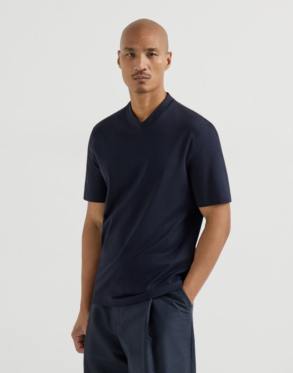 Cotton jersey V-neck T-shirt Navy Blue Man - Brunello Cucinelli