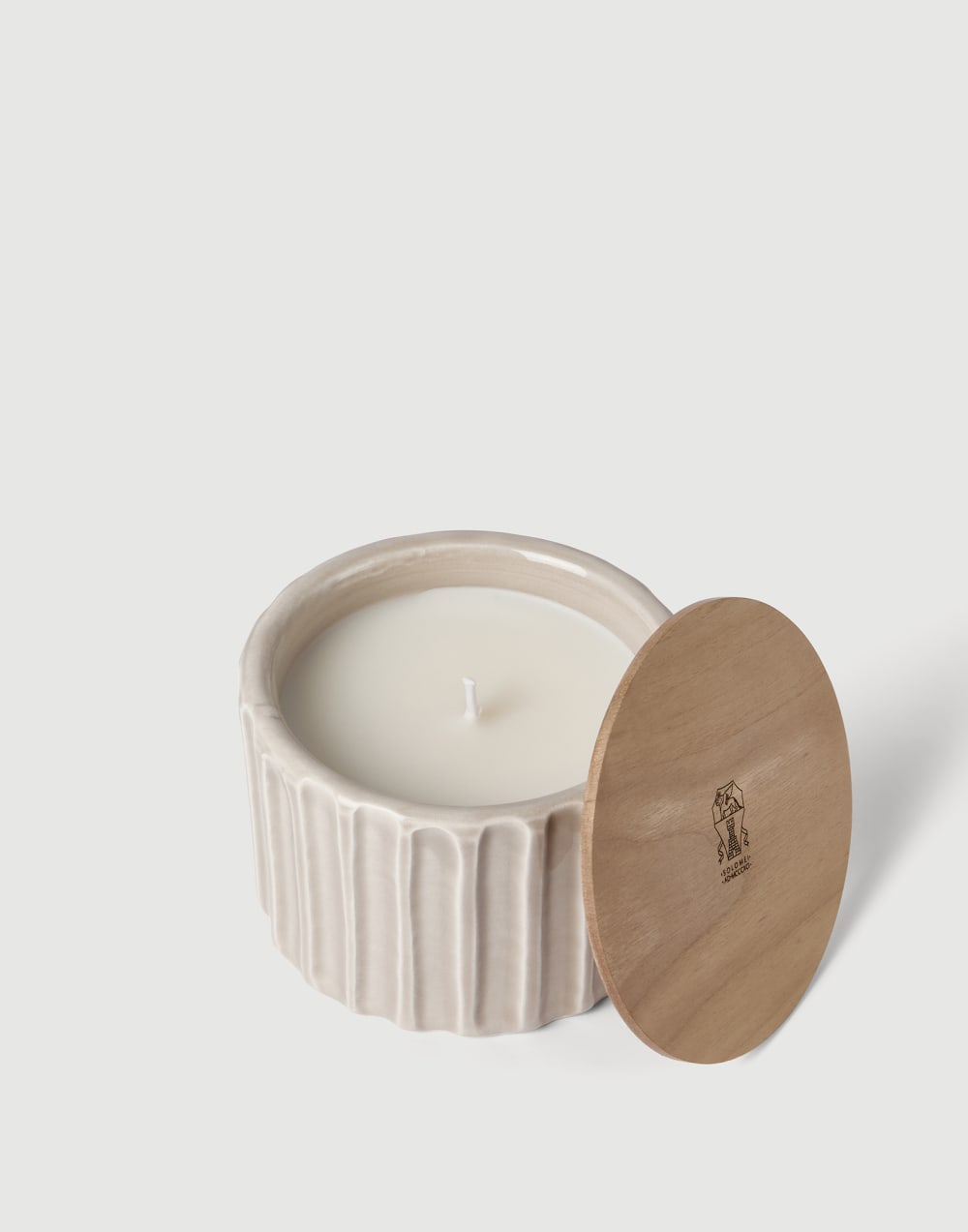 Small candle with walnut wood lid Beige Lifestyle - Brunello Cucinelli