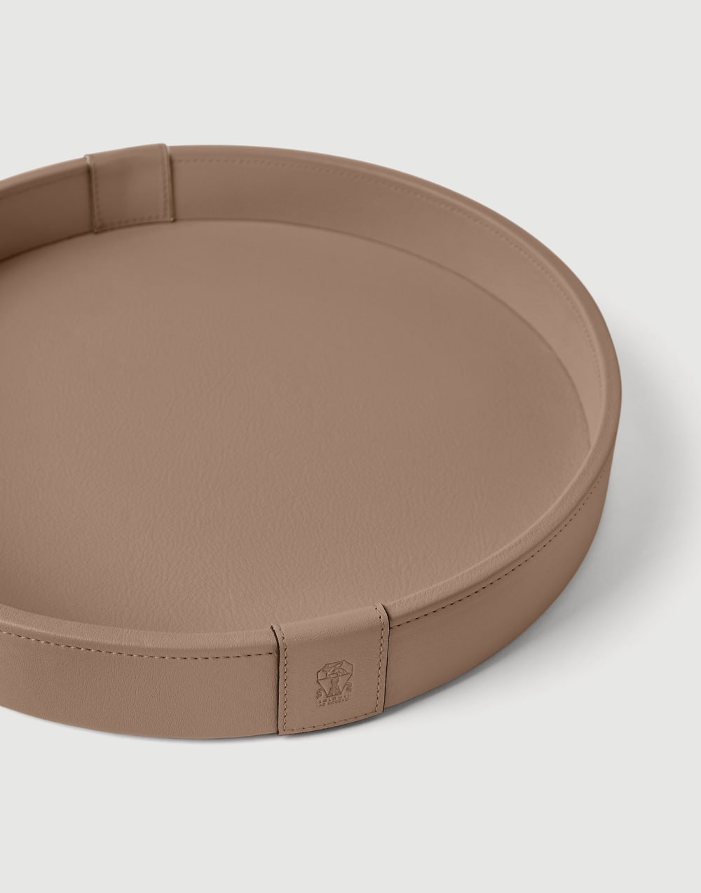 Wood and leather small tray Light Brown Lifestyle - Brunello Cucinelli