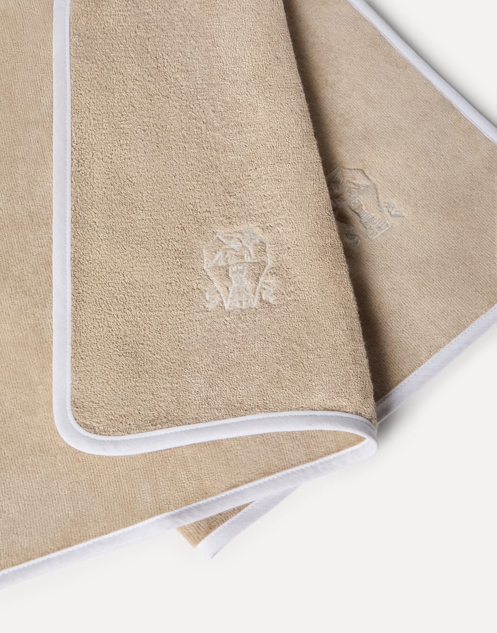 2-piece terrycloth towel set Beige Lifestyle - Brunello Cucinelli