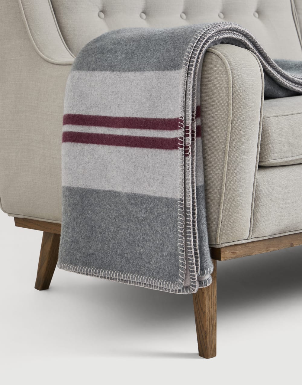 Cashmere double cloth throw Dark Military Lifestyle - Brunello Cucinelli