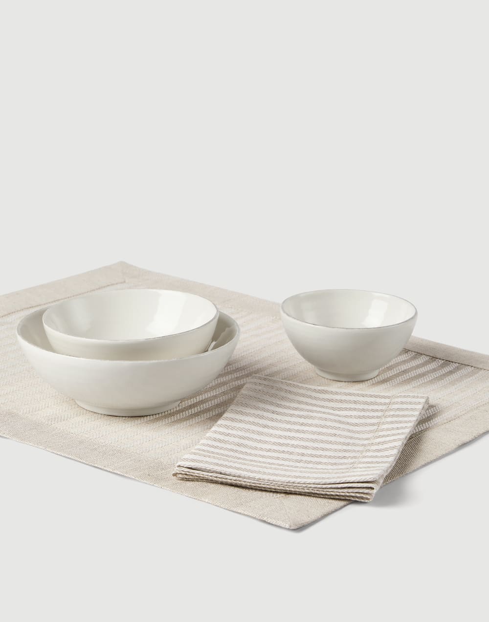 Chalk stripe linen placemat and napkin set Lessivè Lifestyle - Brunello Cucinelli