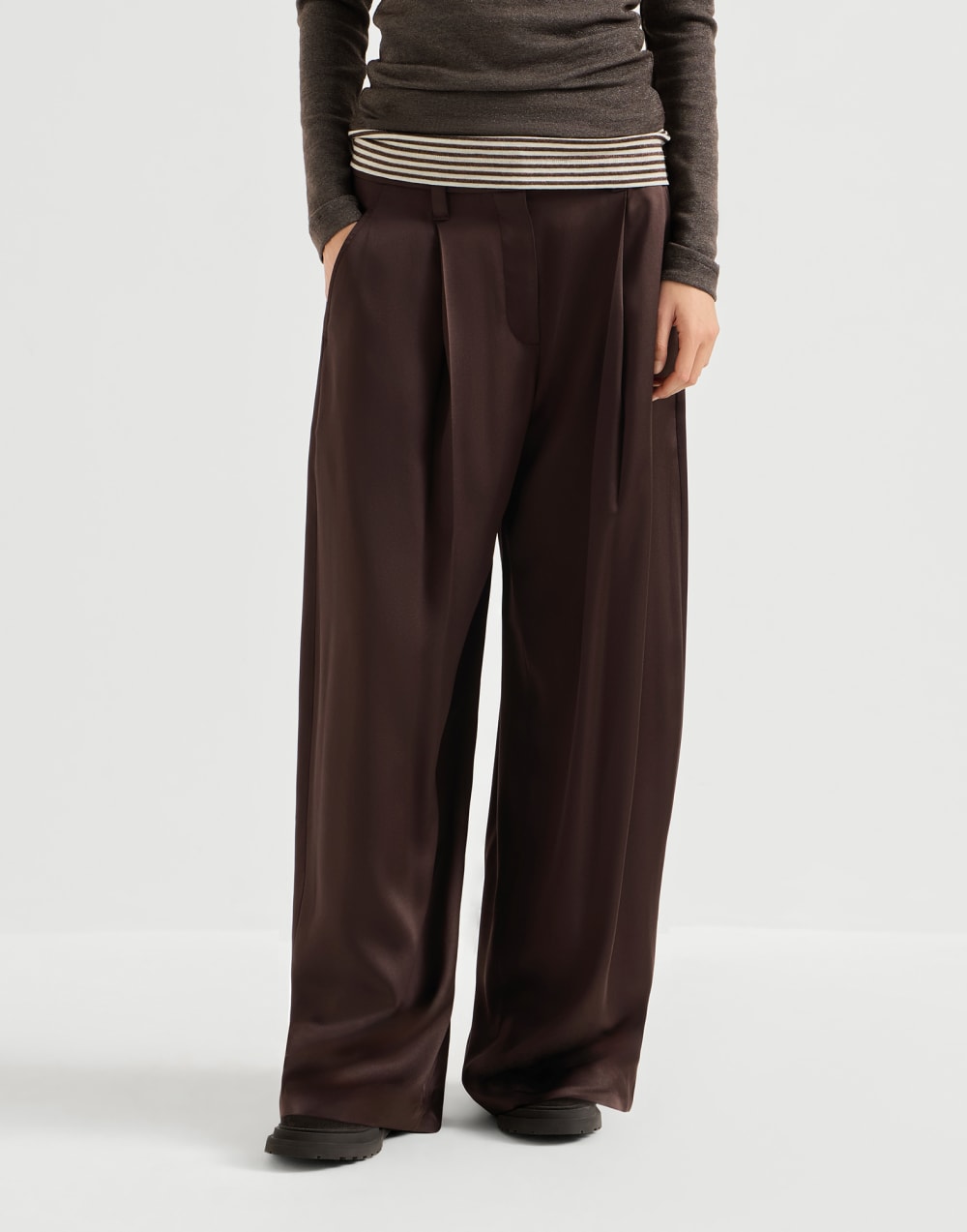 Pantalon Pleated Barrel en satin Café Femme - Brunello Cucinelli