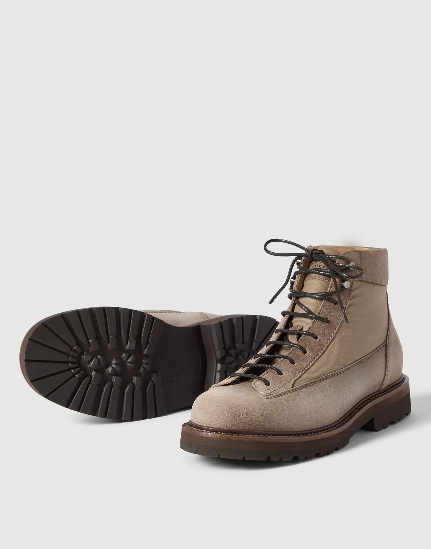 Botas Urban Outdoor de ante Gris Medio Hombre - Brunello Cucinelli