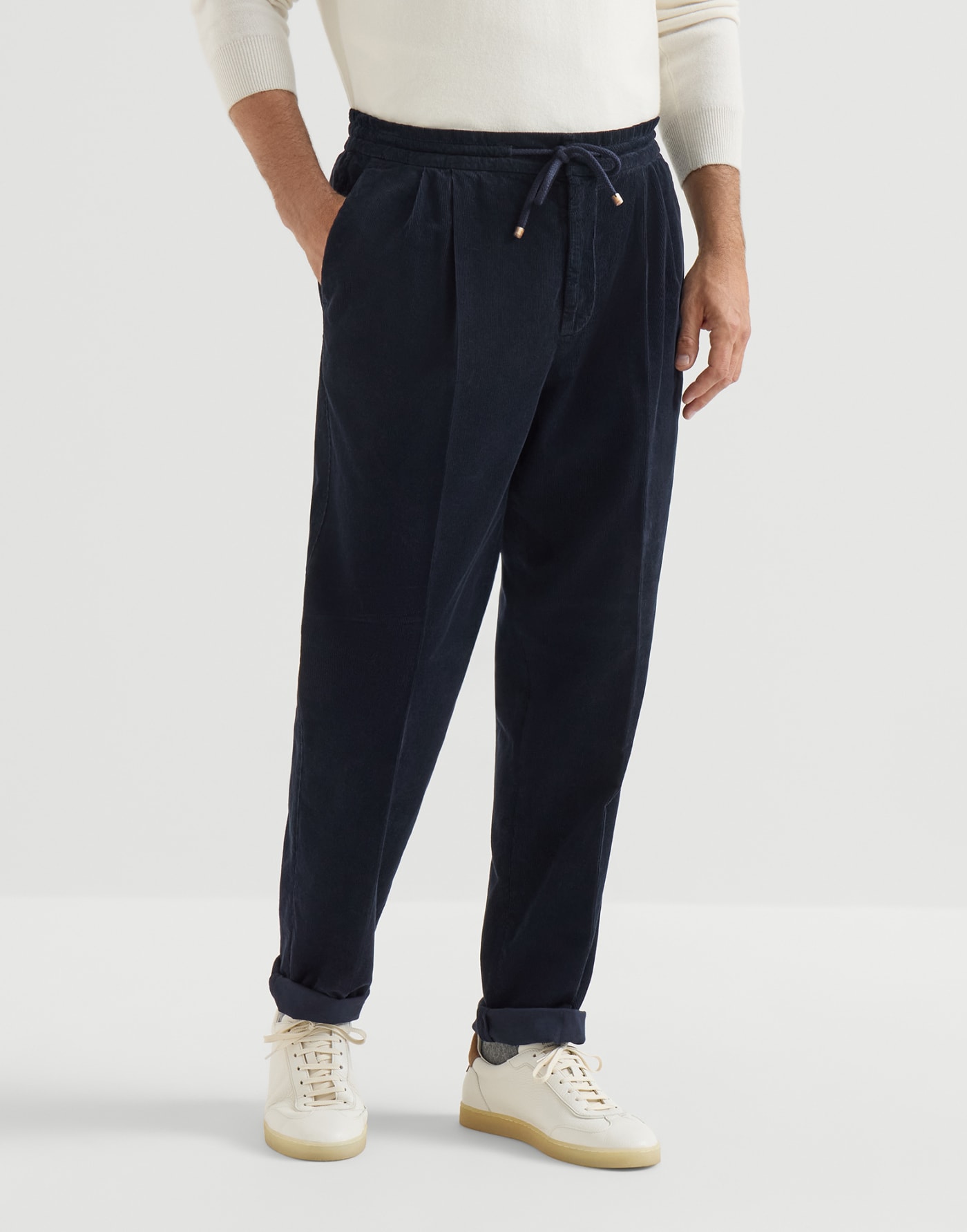 Trousers with drawstring and double pleats Navy Blue Man - Brunello Cucinelli