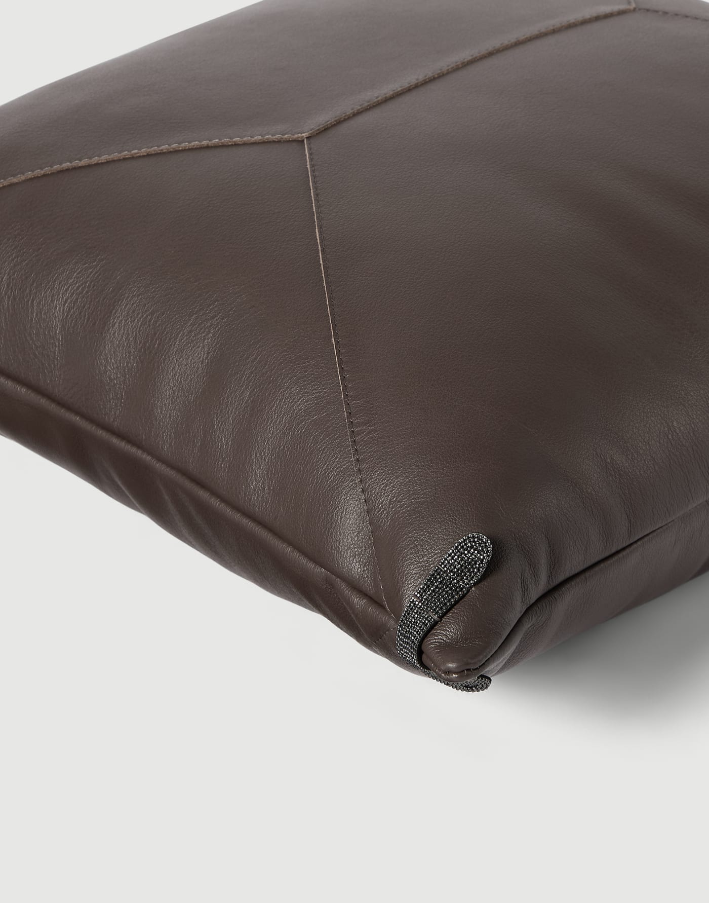 Cuscino in pelle con monile Sigaro Lifestyle - Brunello Cucinelli