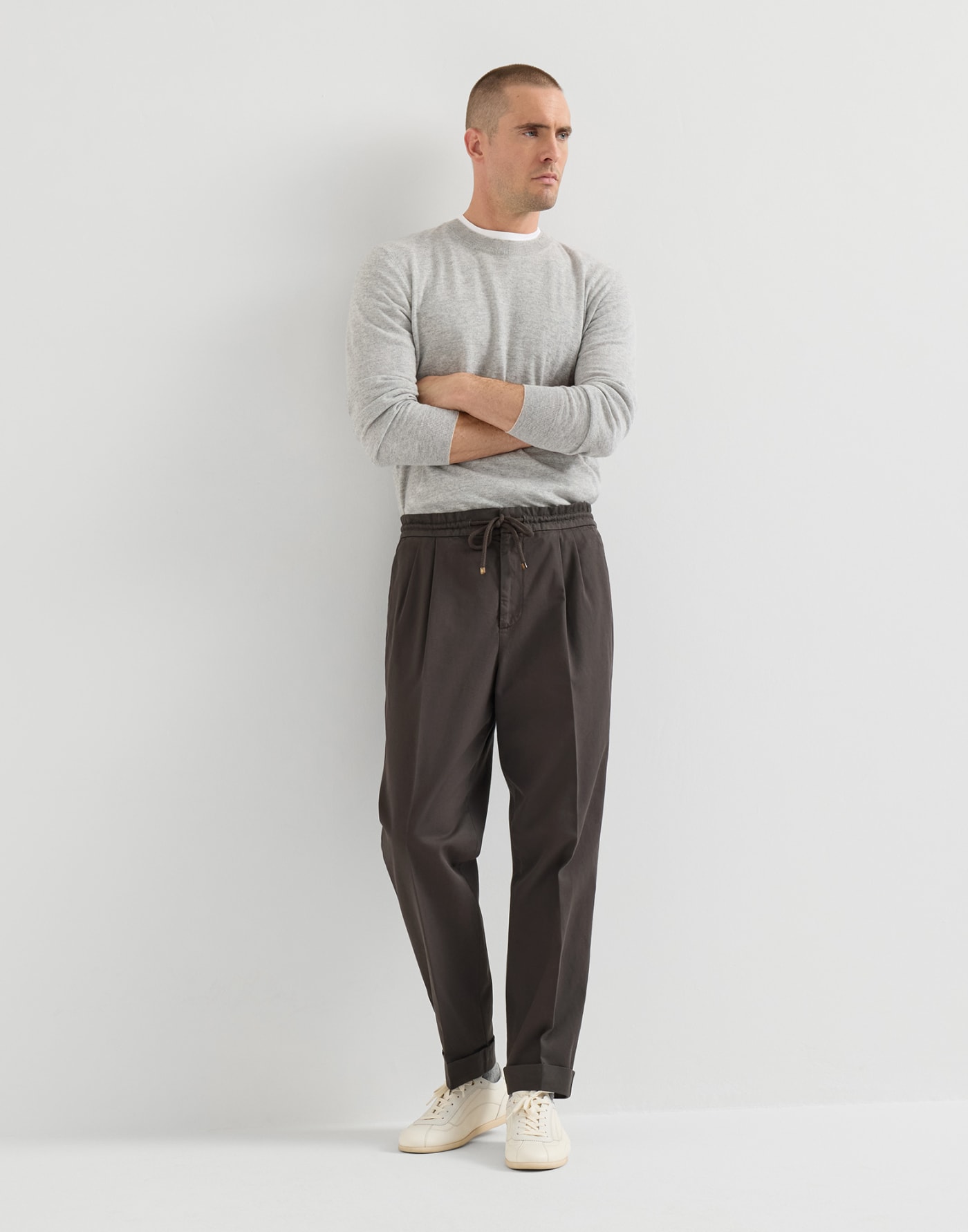 Trousers with drawstring and double pleats Brown Man - Brunello Cucinelli