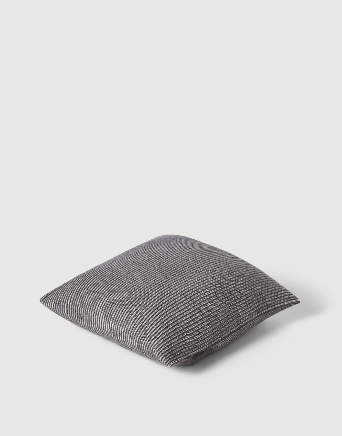 Vanisé cushion with buttons Lead Lifestyle - Brunello Cucinelli