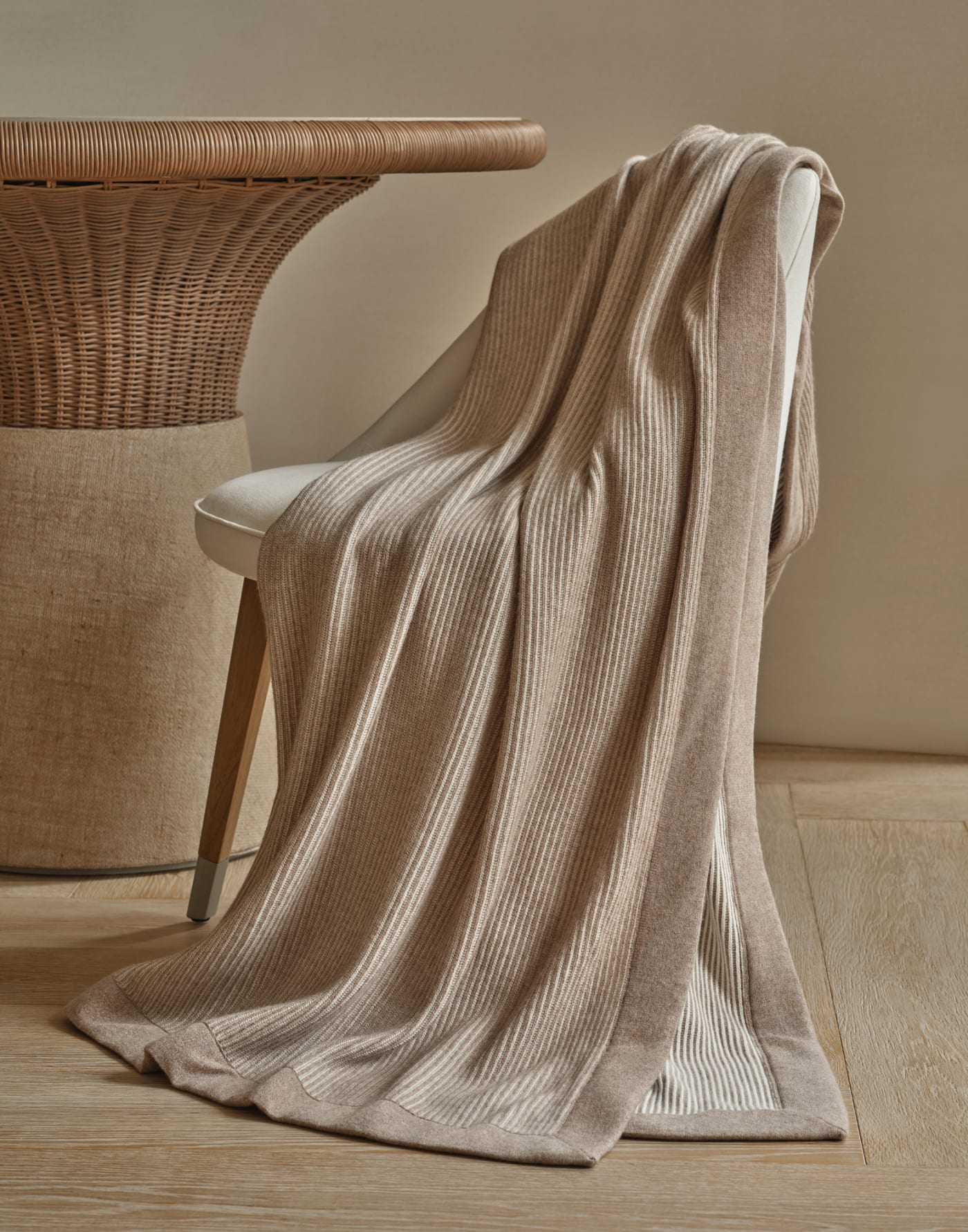 Coperta in cashmere con bordo in contrasto Nocciola Lifestyle - Brunello Cucinelli
