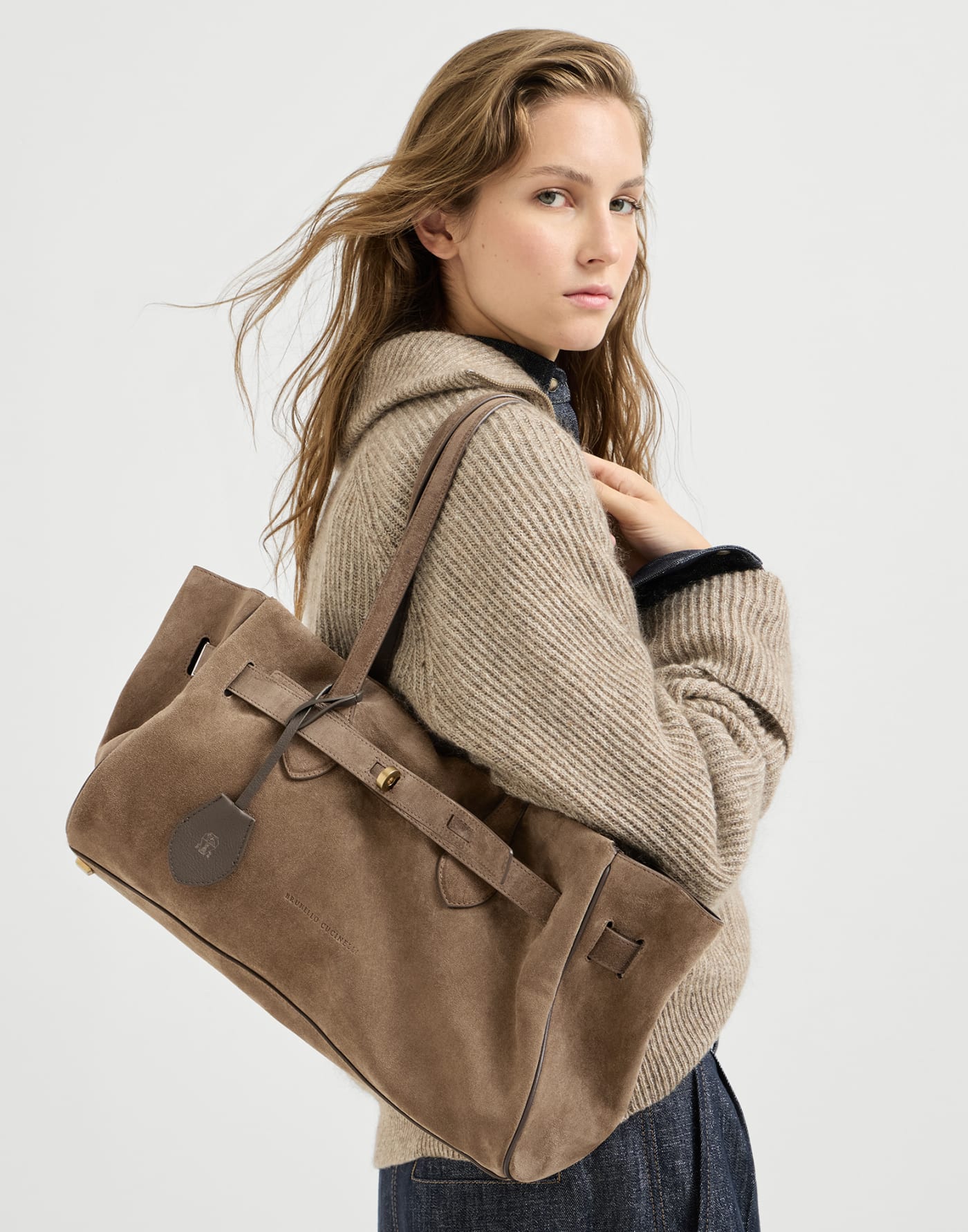 Borsa Shoulder Explorer in camoscio Corteccia Donna - Brunello Cucinelli