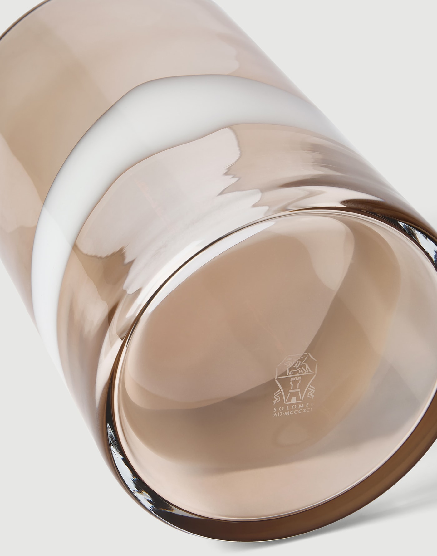 Kleine gestreifte Vase aus Muranoglas Braun Lifestyle - Brunello Cucinelli