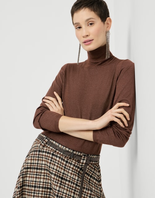 プ*ス様 BRUNELLO CUCINELLI ドリーマ刺繍入りクルーネックニッ Cashmere and silk turtleneck sweater for Woman in Brown | Brunello