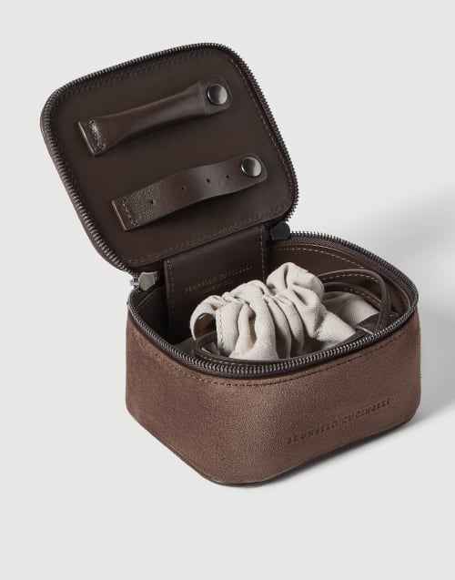 Kleiner Schmuckbehälter aus Veloursleder für Damen in Cappuccino