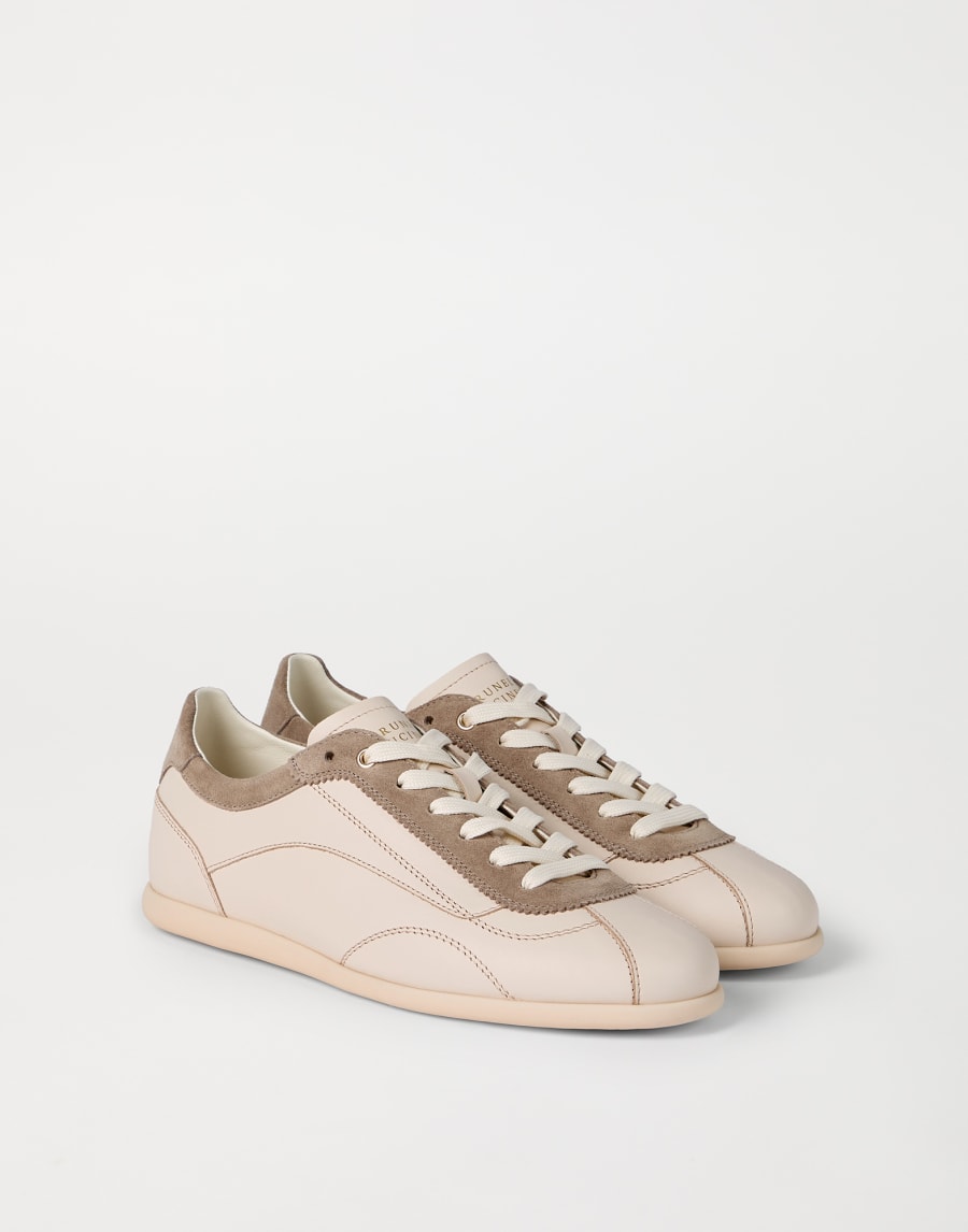Sneakers aus Kalbsleder und Veloursleder Creme Herren - Brunello Cucinelli