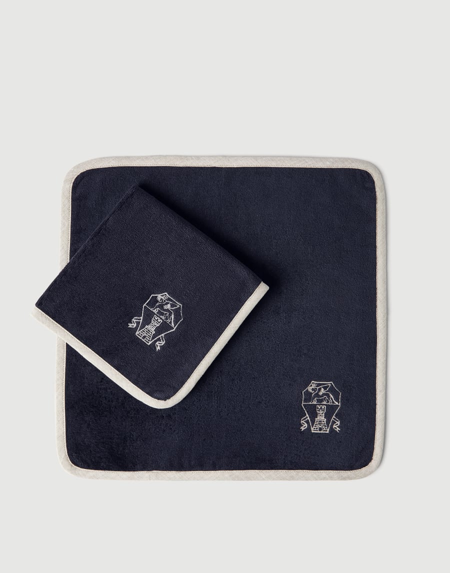 Terrycloth hand towels Navy Blue Lifestyle - Brunello Cucinelli