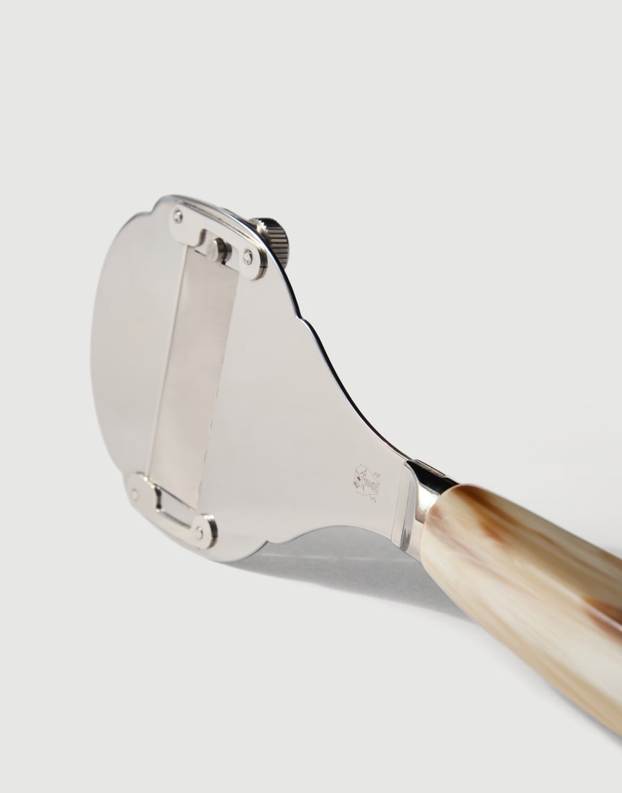 Truffle shaver Natural Horn Lifestyle - Brunello Cucinelli
