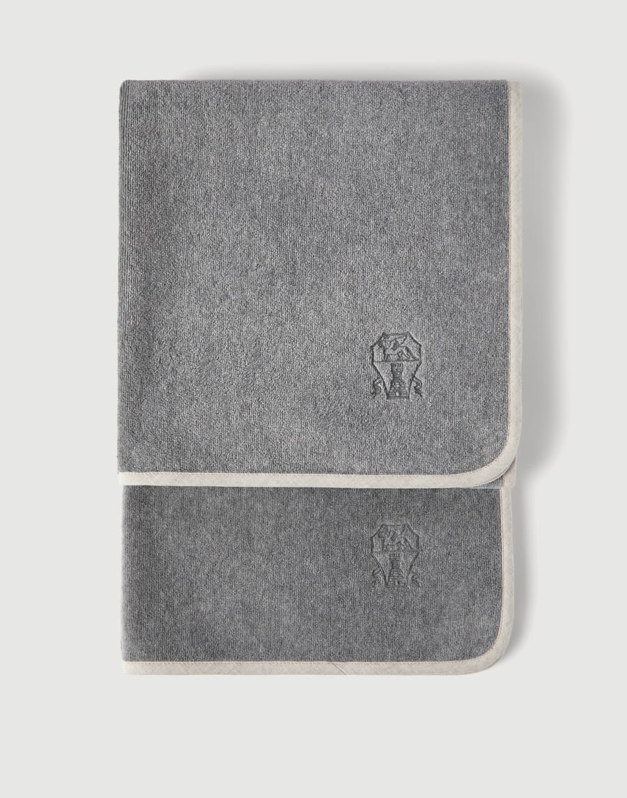 2-piece terrycloth towel set Medium Grey Lifestyle - Brunello Cucinelli