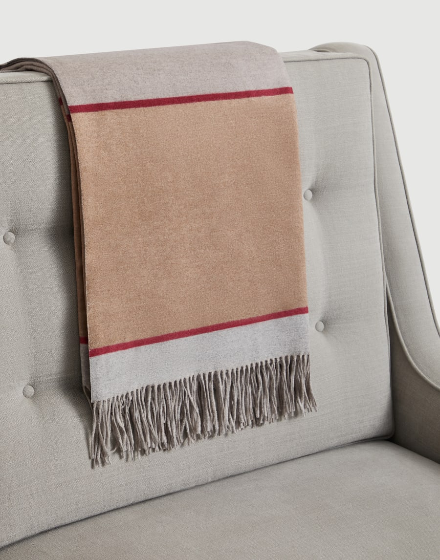 Silk throw with fringe Light Grey Lifestyle - Brunello Cucinelli