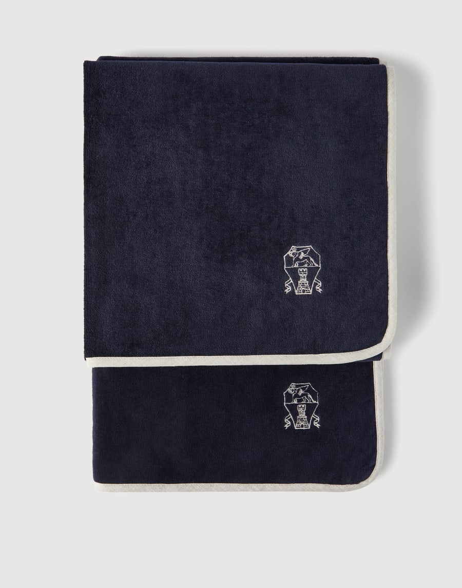 2-piece terrycloth towel set Navy Blue Lifestyle - Brunello Cucinelli